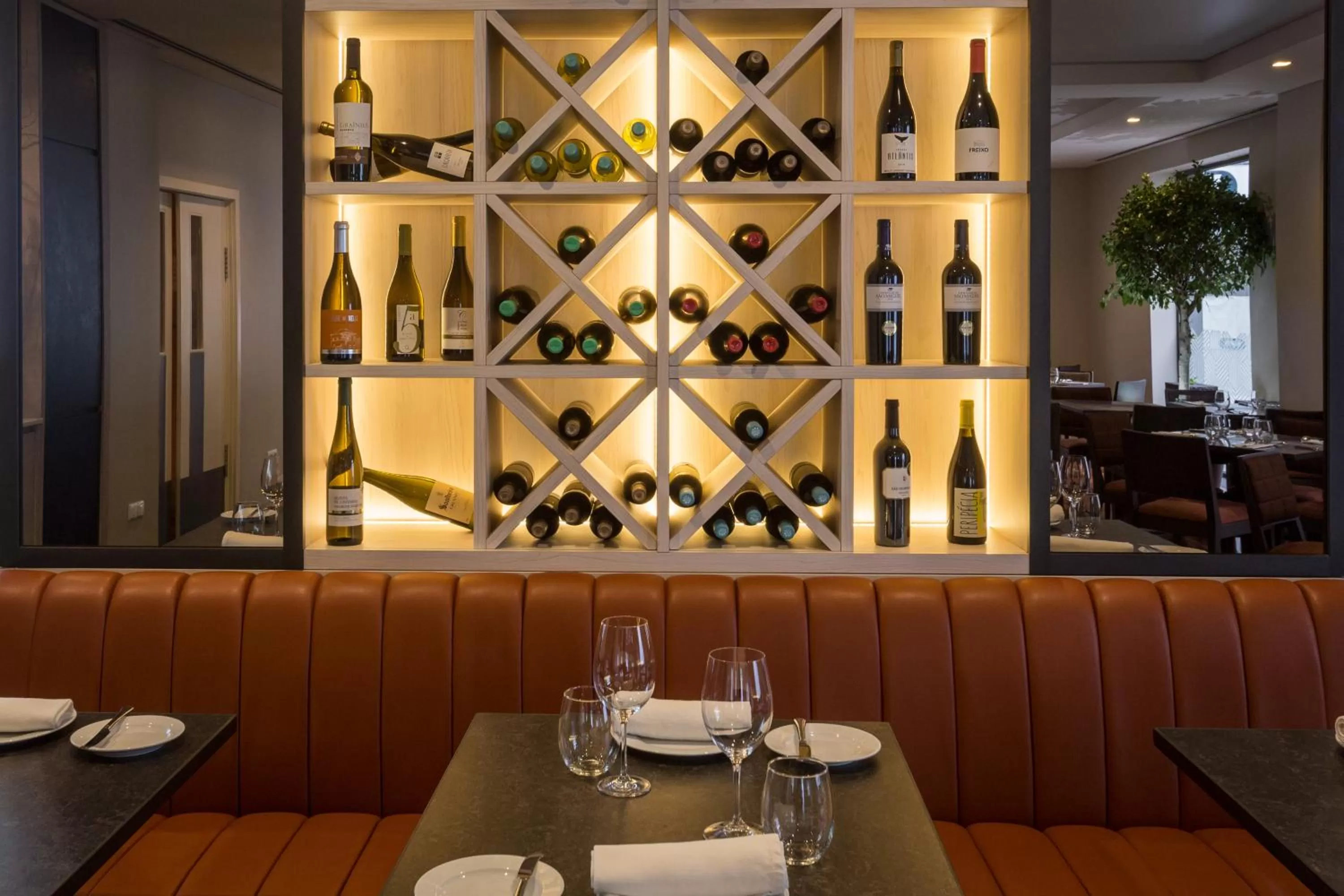 Restaurant/places to eat in Hotel Do Colegio