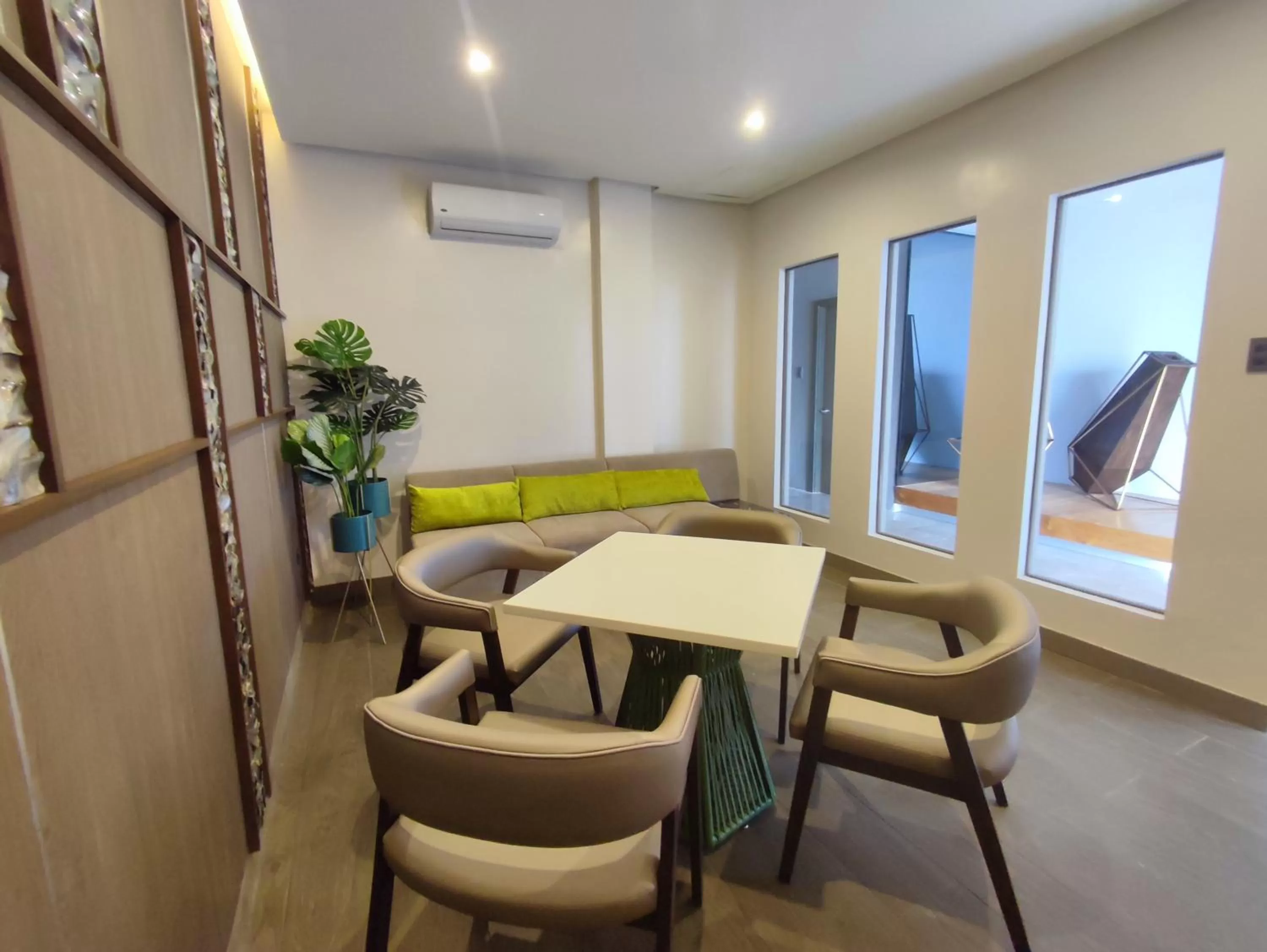 Business facilities in Zuri Resort