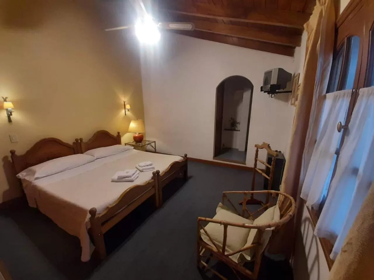 Photo of the whole room, Bed in Caseros 44 B&B