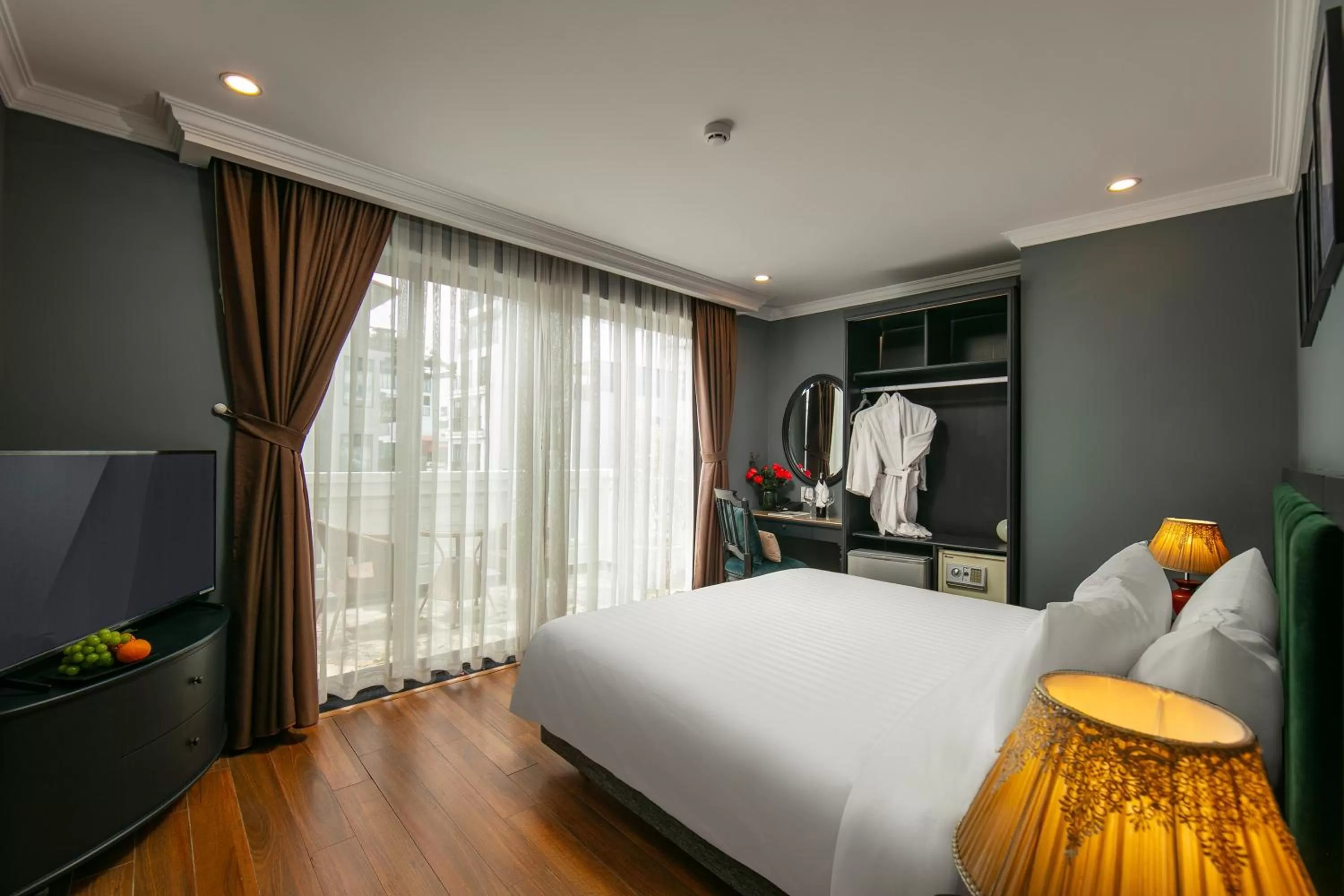 Photo of the whole room in La Selva Premium Hotel