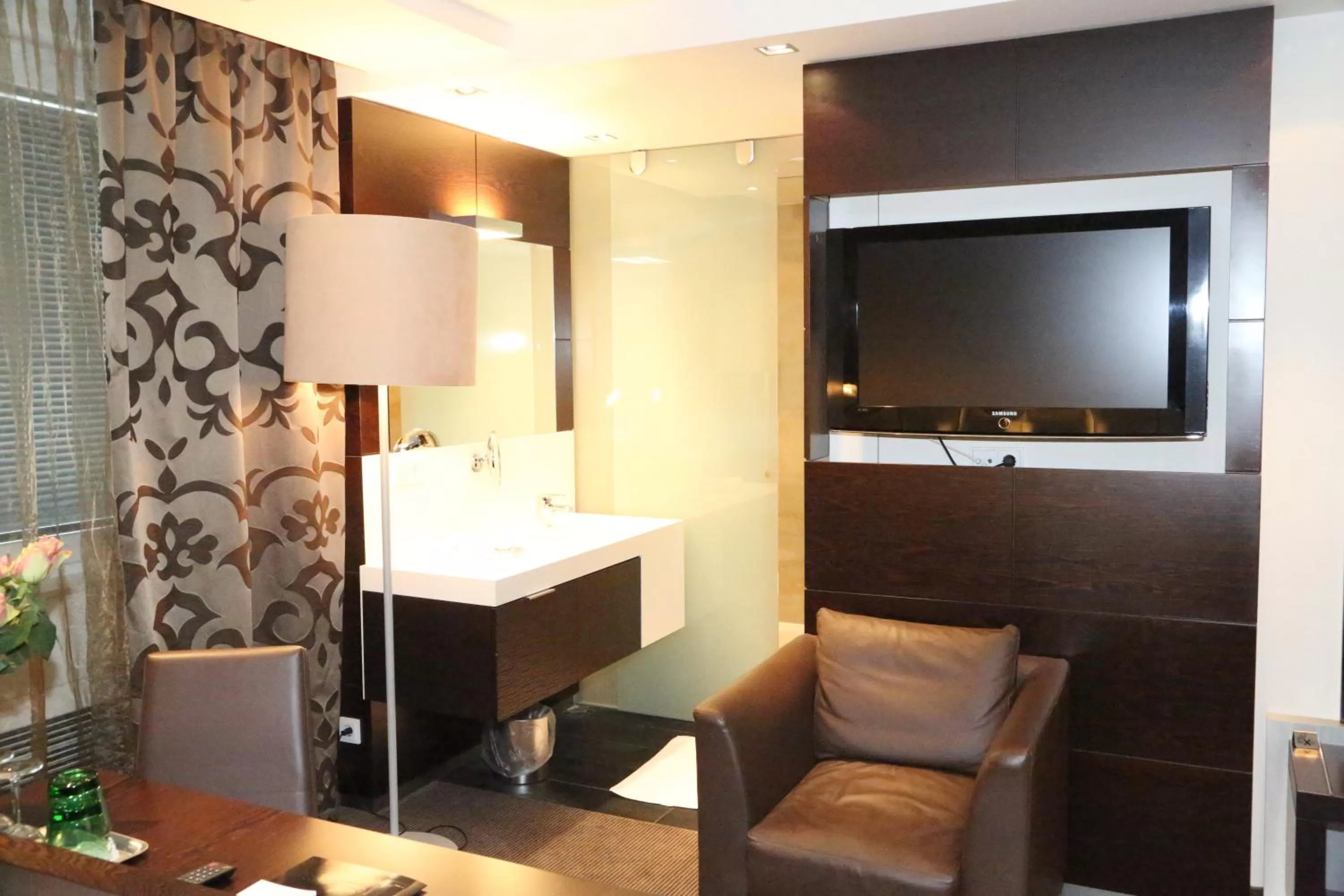 Shower in Prielmayerhof HOTEL