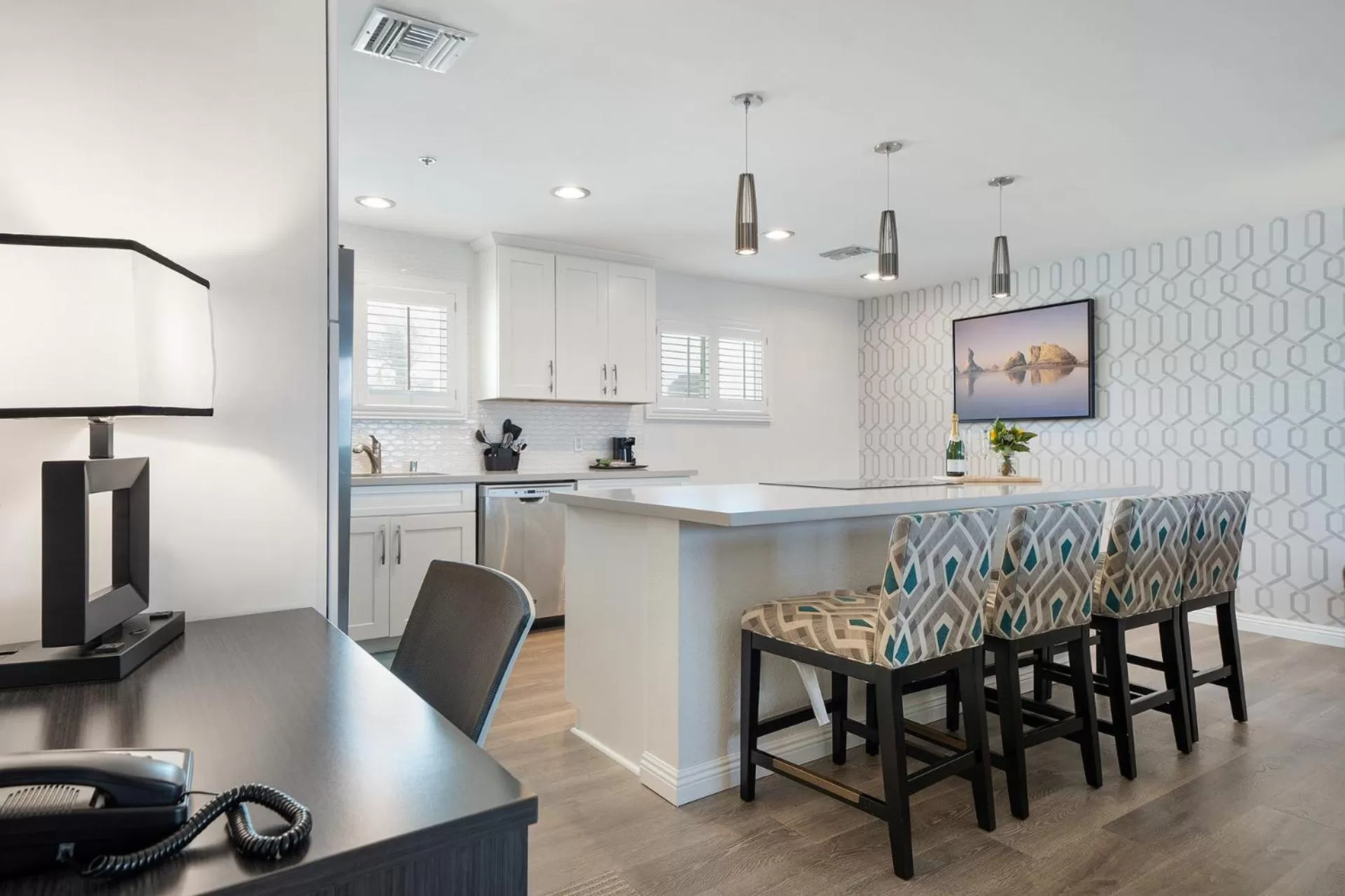 Kitchen or kitchenette in Casablanca Inn