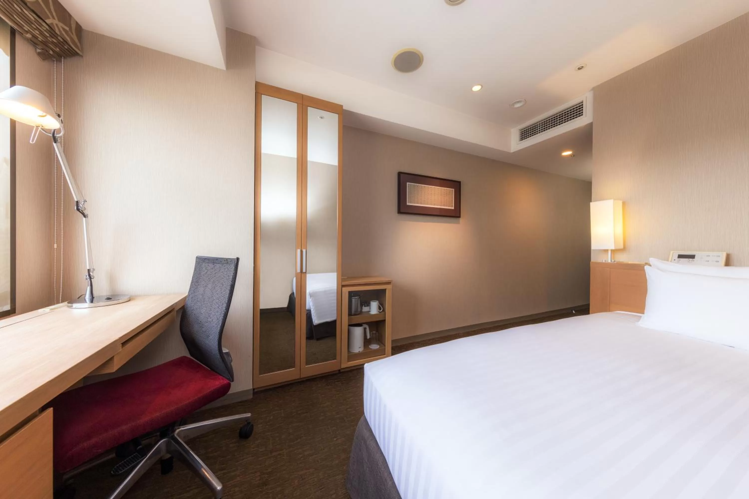 Photo of the whole room, Bed in Hotel Associa Shizuoka