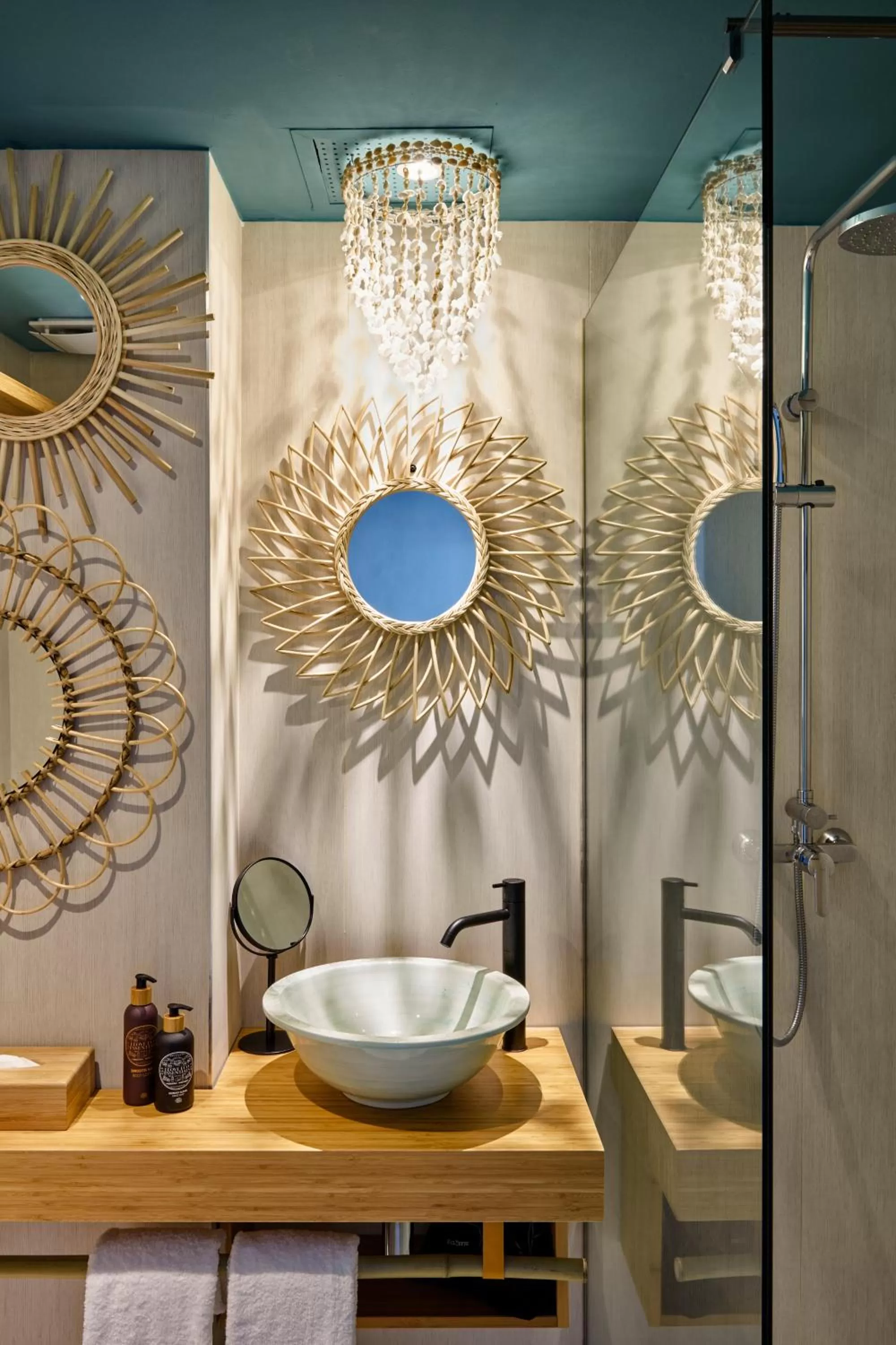 Shower in Bikini Island & Mountain Port de Soller "Adults only"