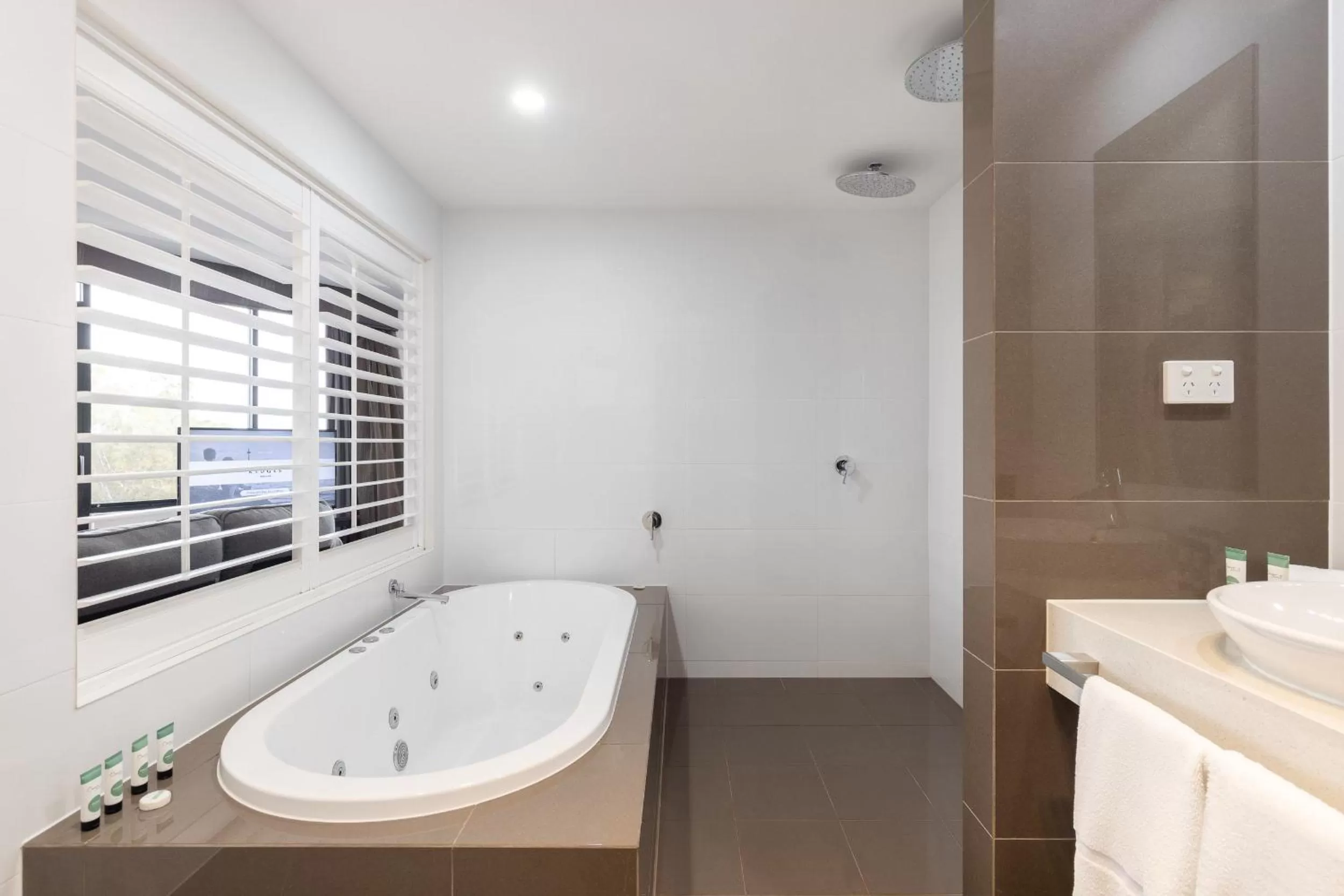 Bathroom in Rydges South Park Adelaide