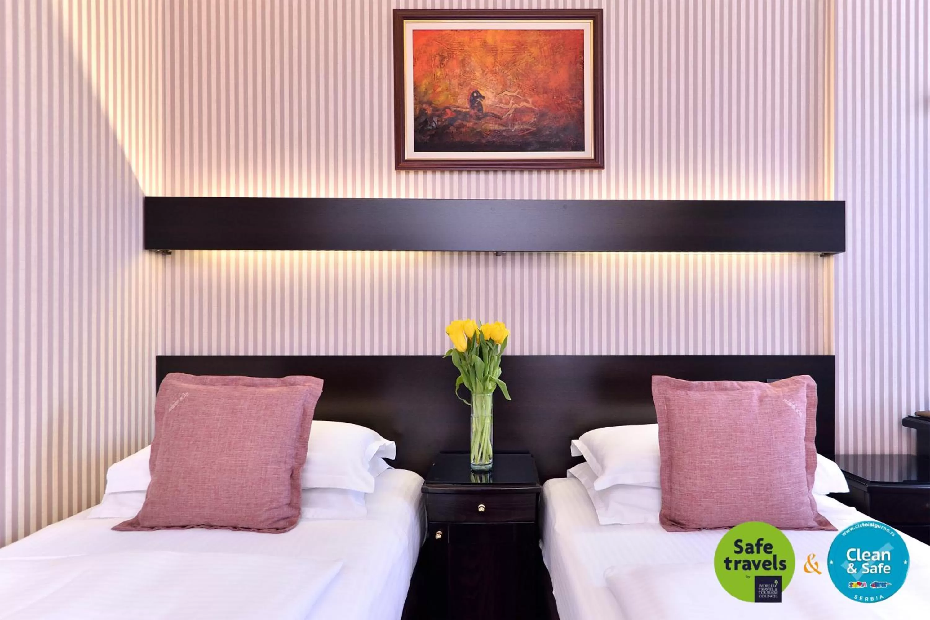 Bedroom, Bed in Prezident Hotel