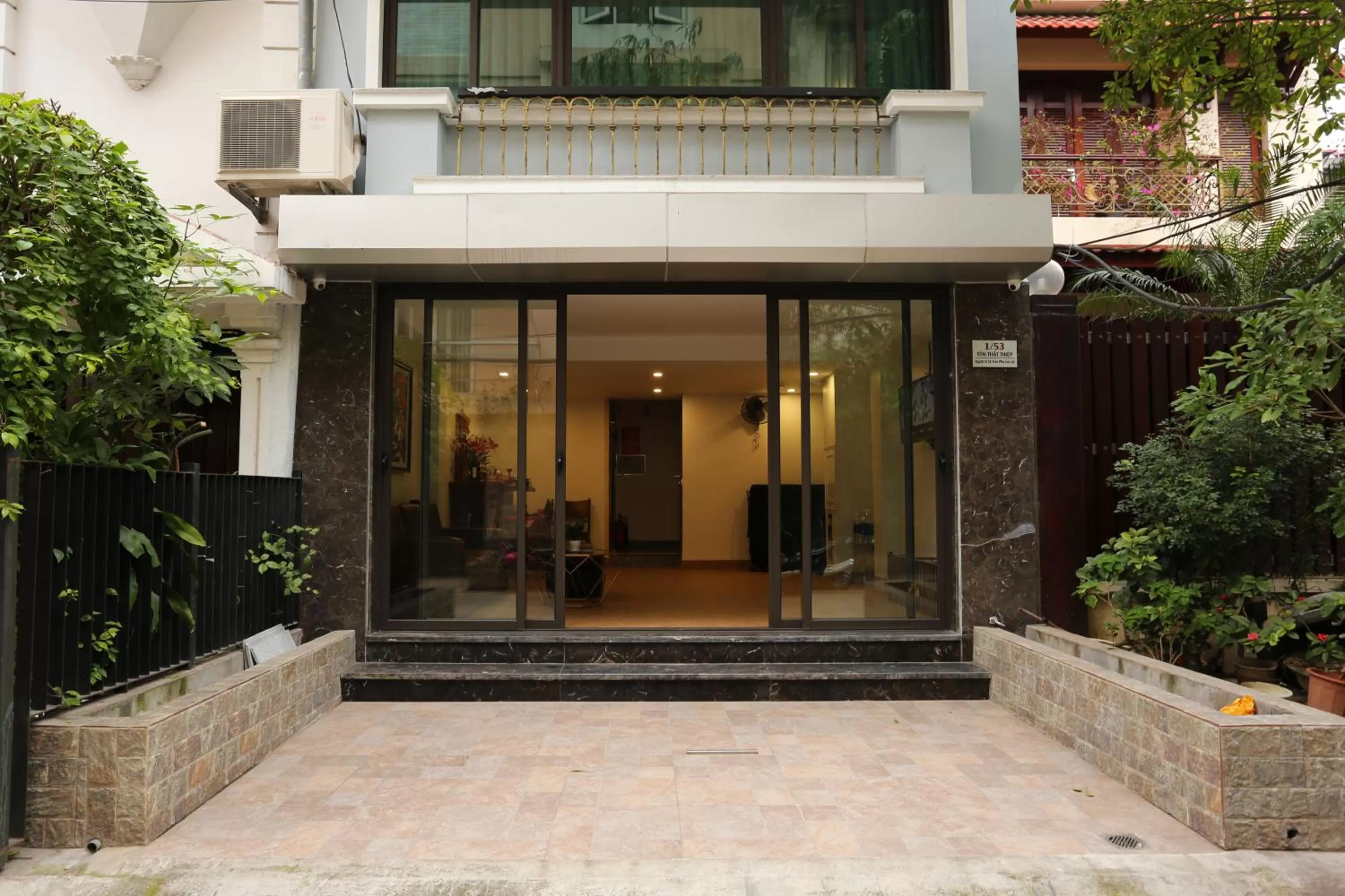 Facade/entrance in Zody House