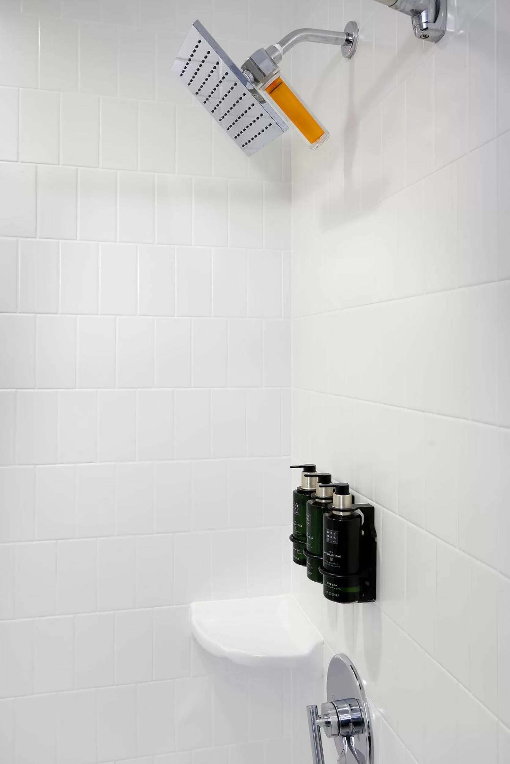 Shower in Meliá Orlando Celebration