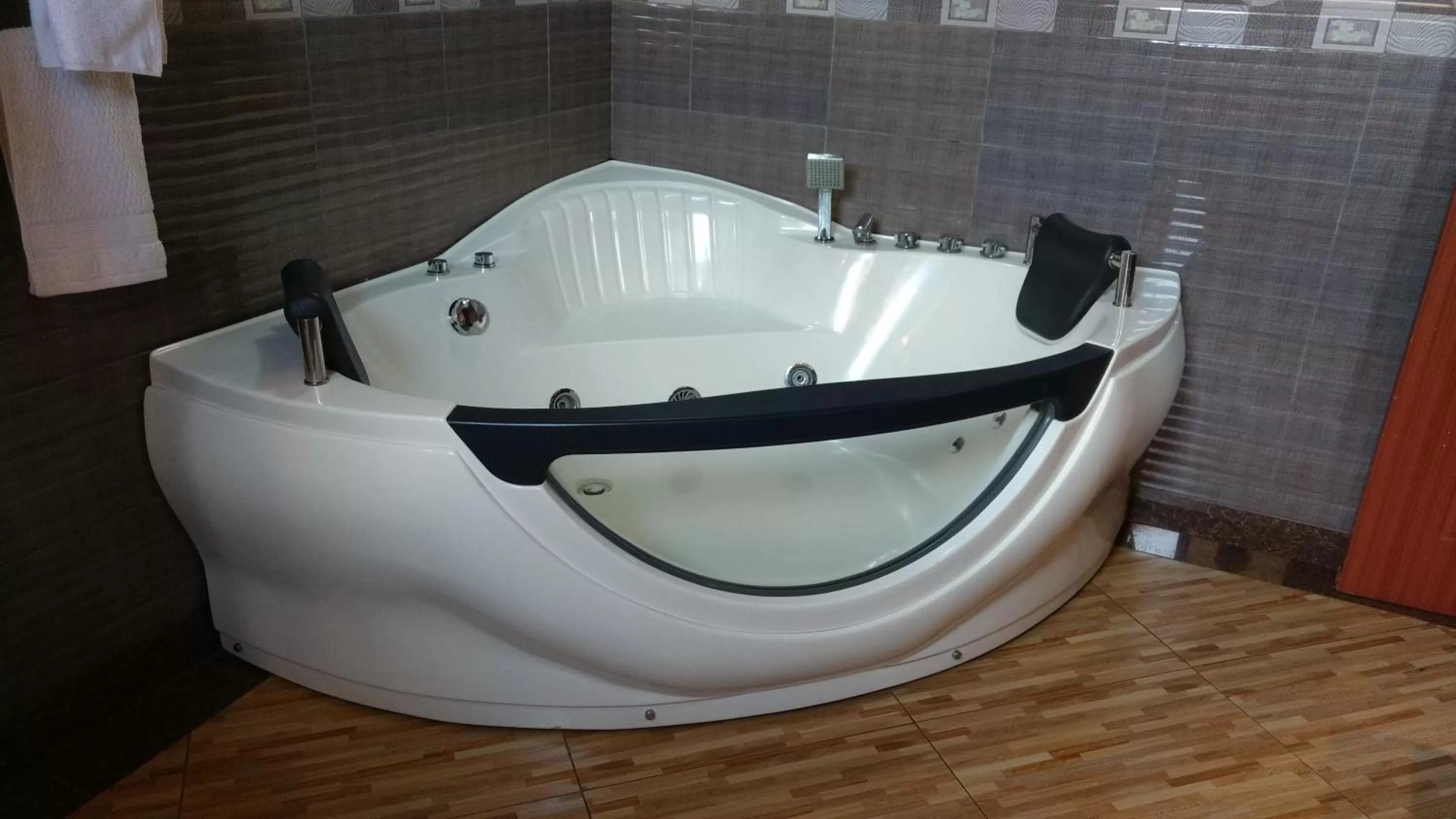 Milimani Beach Resort