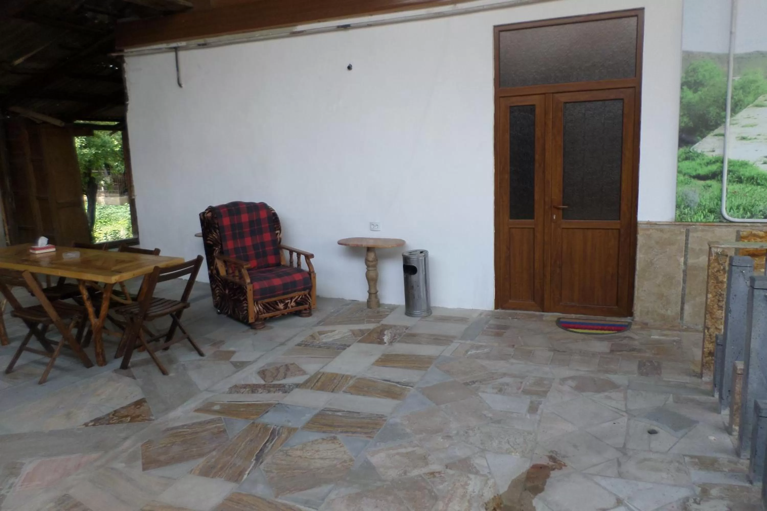 Area and facilities in Spandaryan House