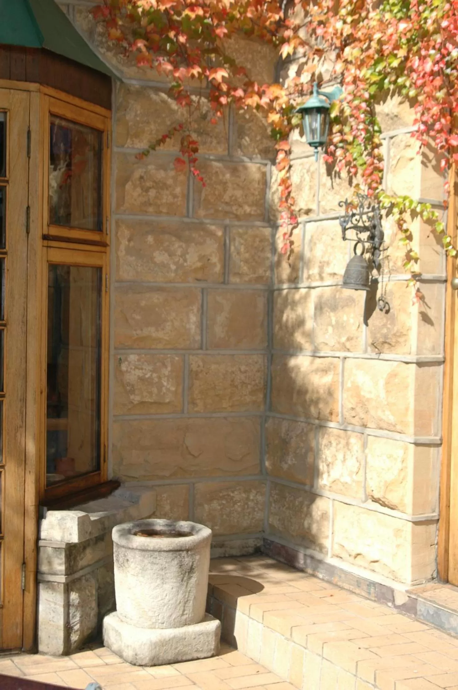 Decorative detail in La Motte B&B