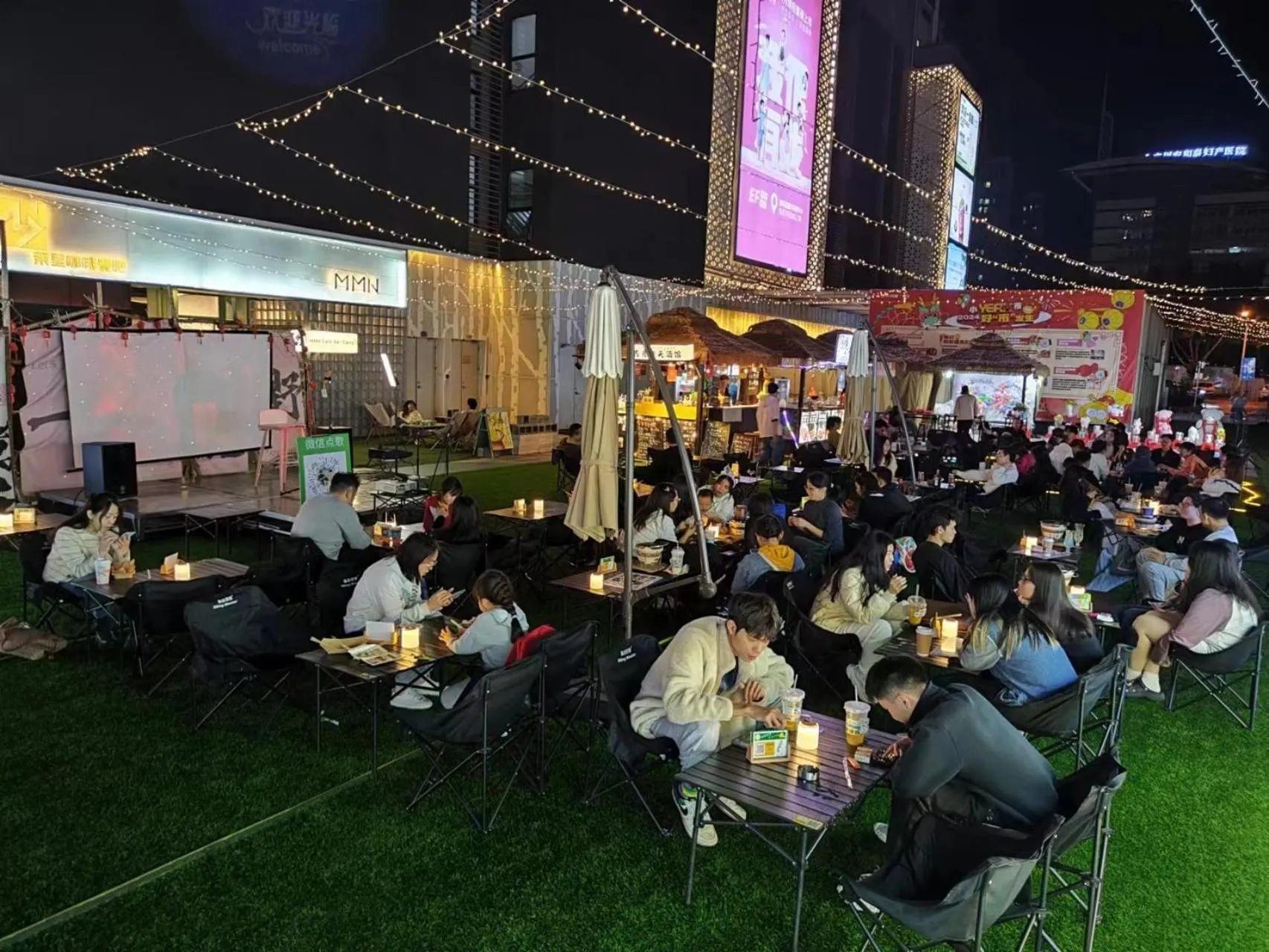 Entertainment in Bridal Tea House Hotel