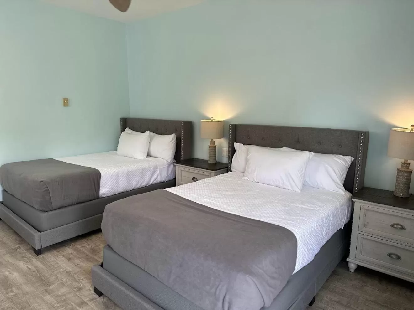 Bedroom, Bed in The General Stanton Inn