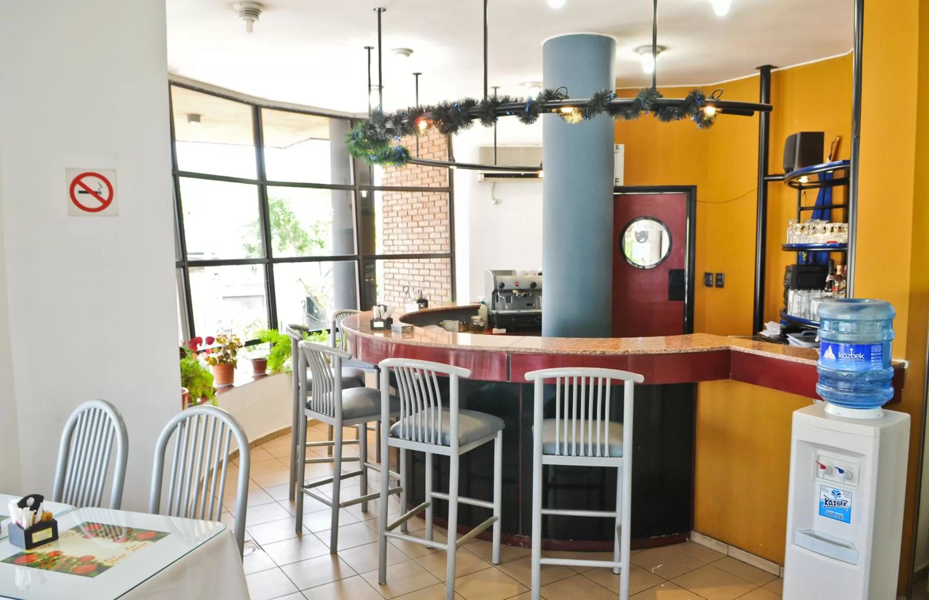 Restaurant/places to eat in Hotel Tres Cruces