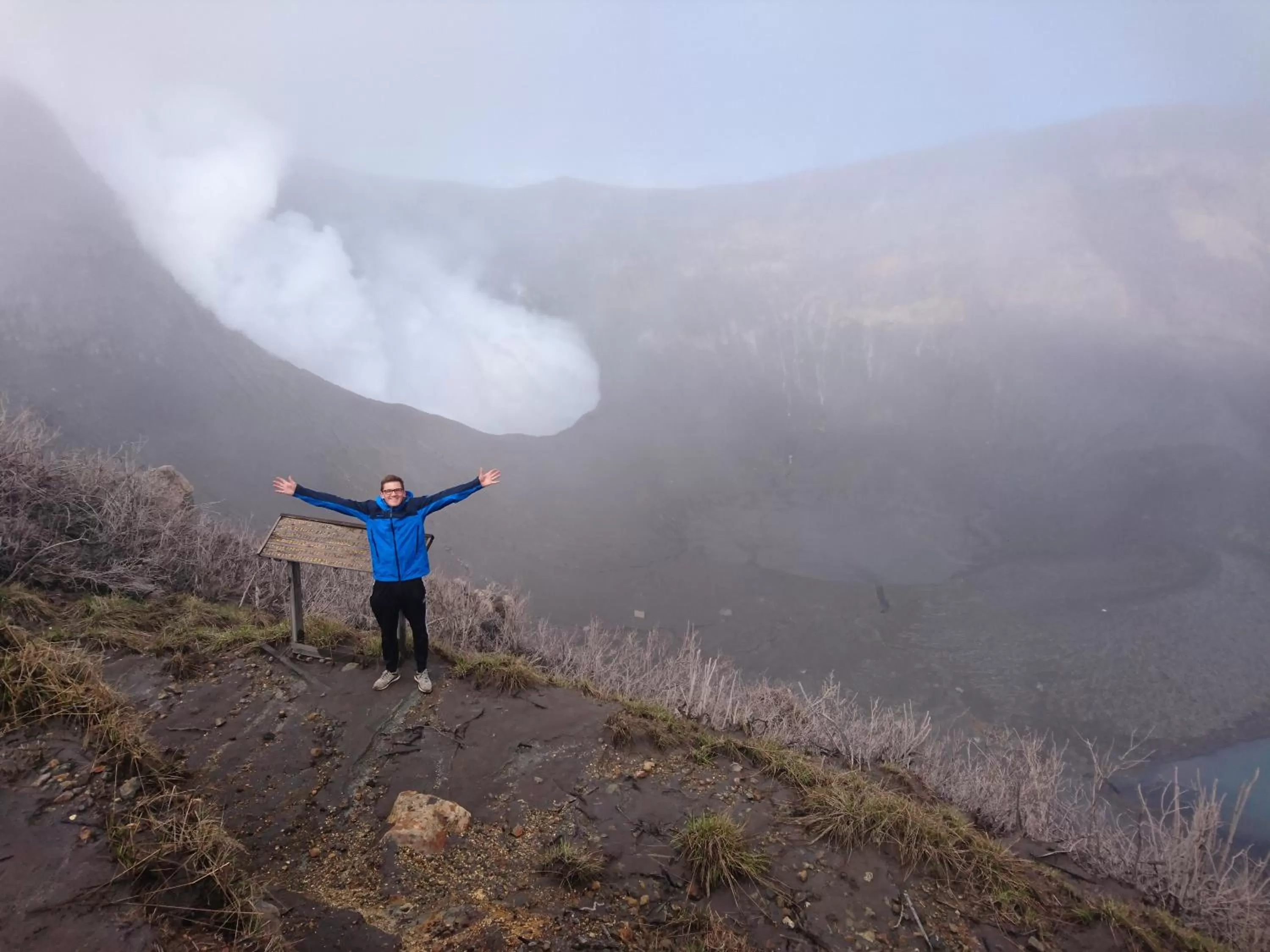 Hiking in Bella Vista Ranch Ecolodge