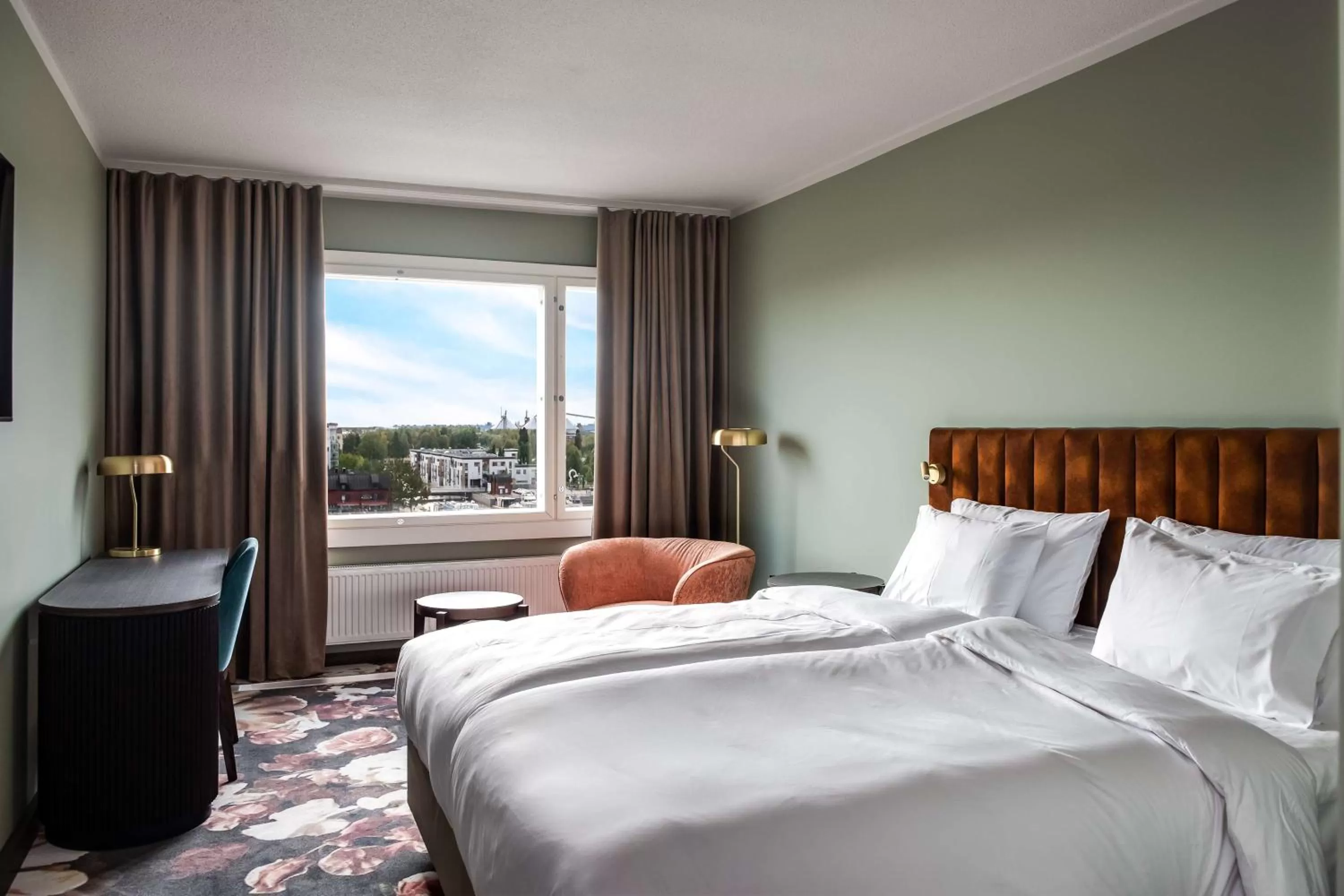 Bedroom, Bed in Radisson Blu Hotel, Oulu