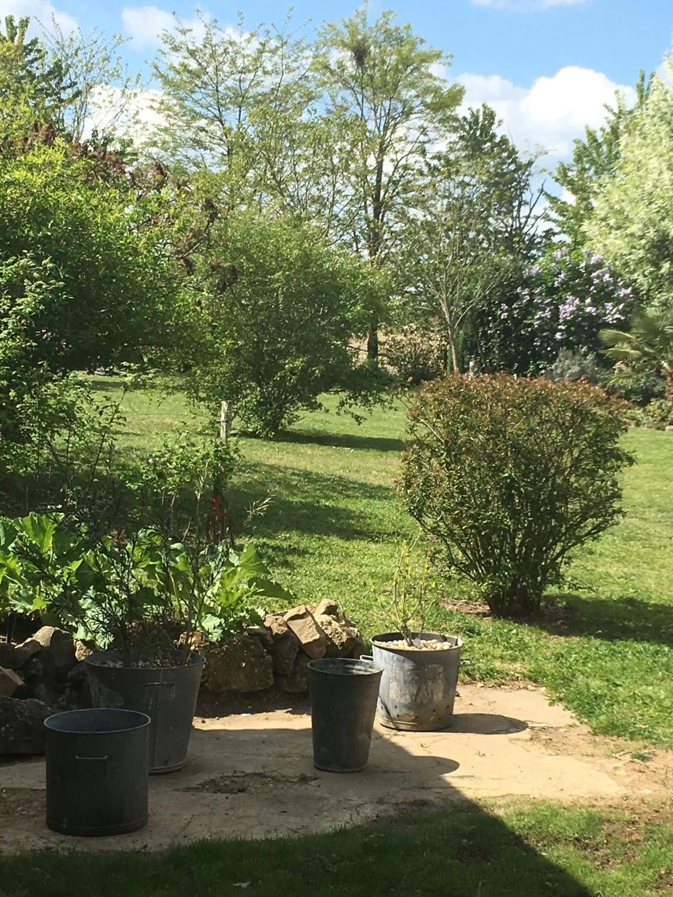 Garden view in La Marchanderie