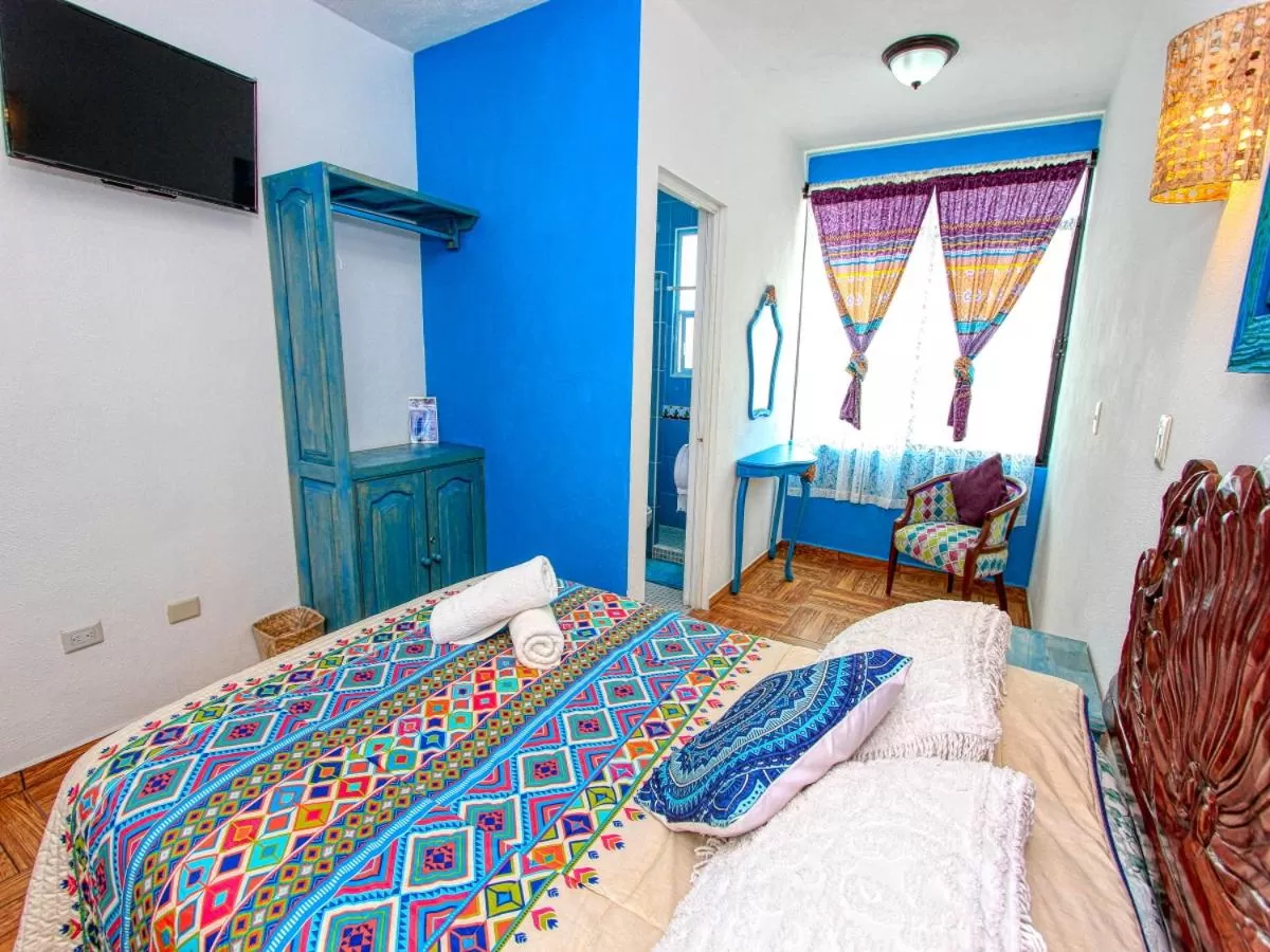 Communal lounge/ TV room, Bed in Hotel Spa Maggic Home Panorámica