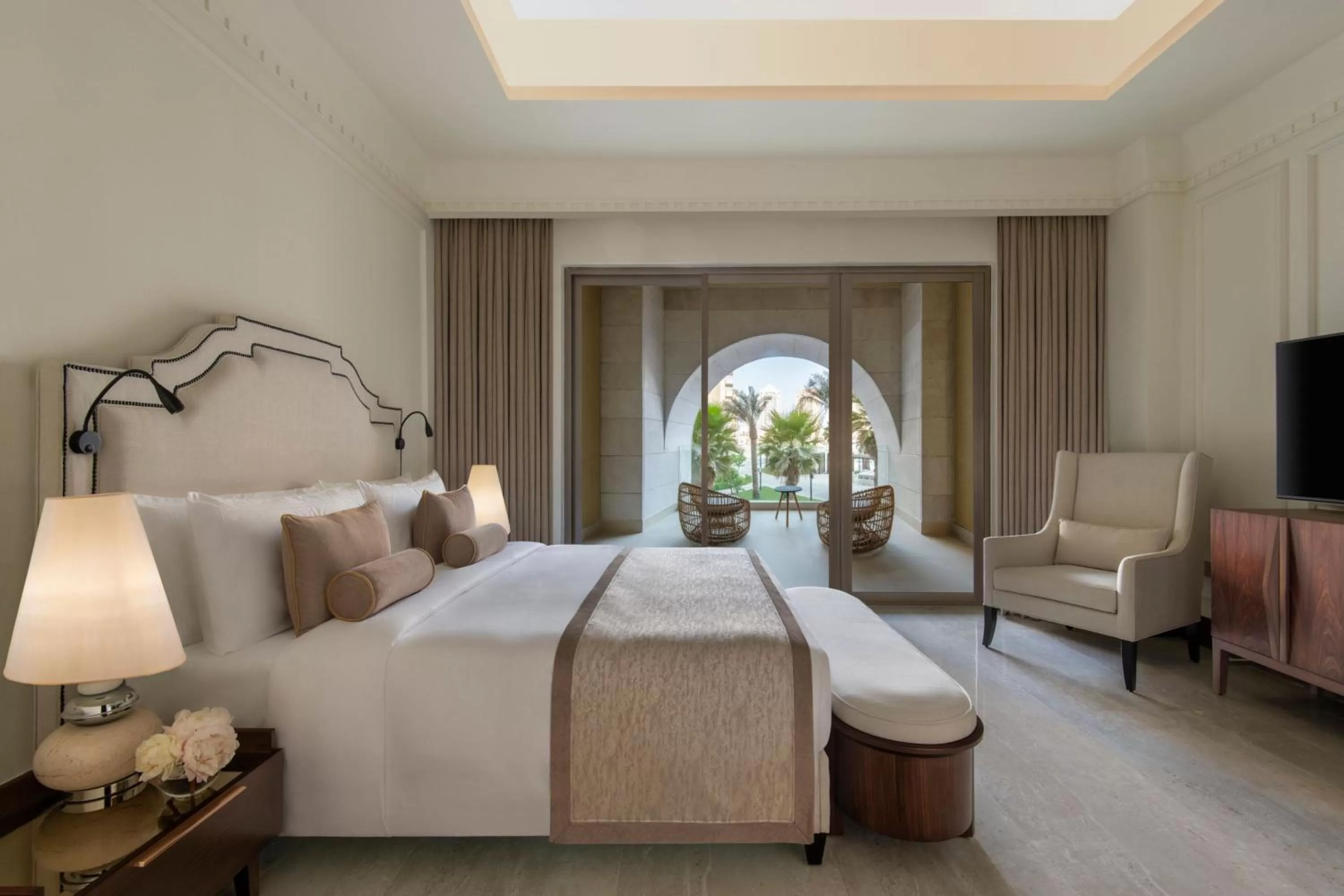 Bedroom, Bed in The St. Regis Marsa Arabia Island, The Pearl Qatar