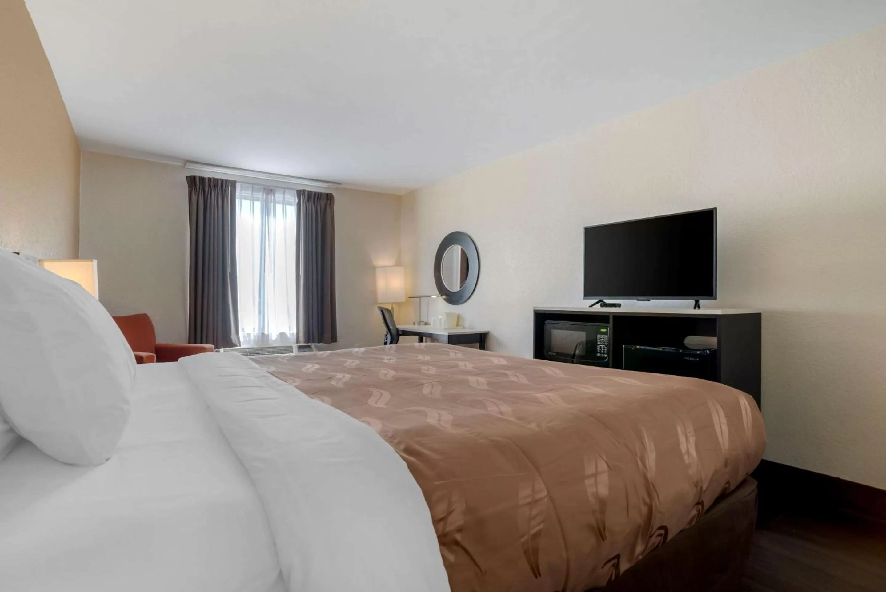 Bedroom, Bed in Quality Inn Phenix City Columbus