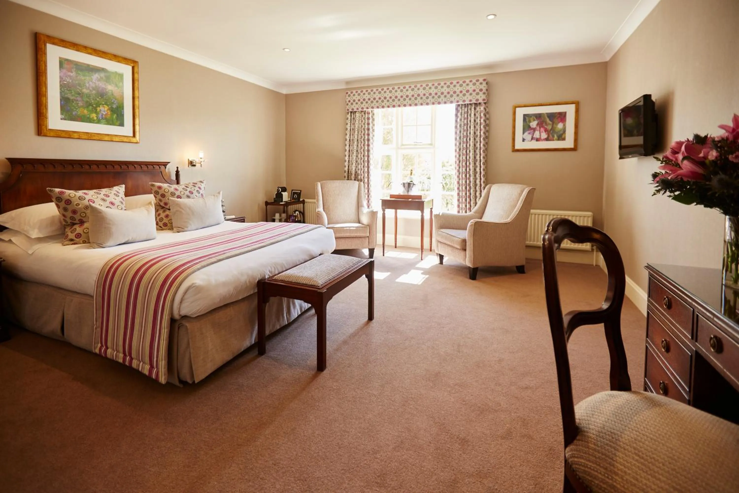 Bedroom, Bed in Tylney Hall Hotel