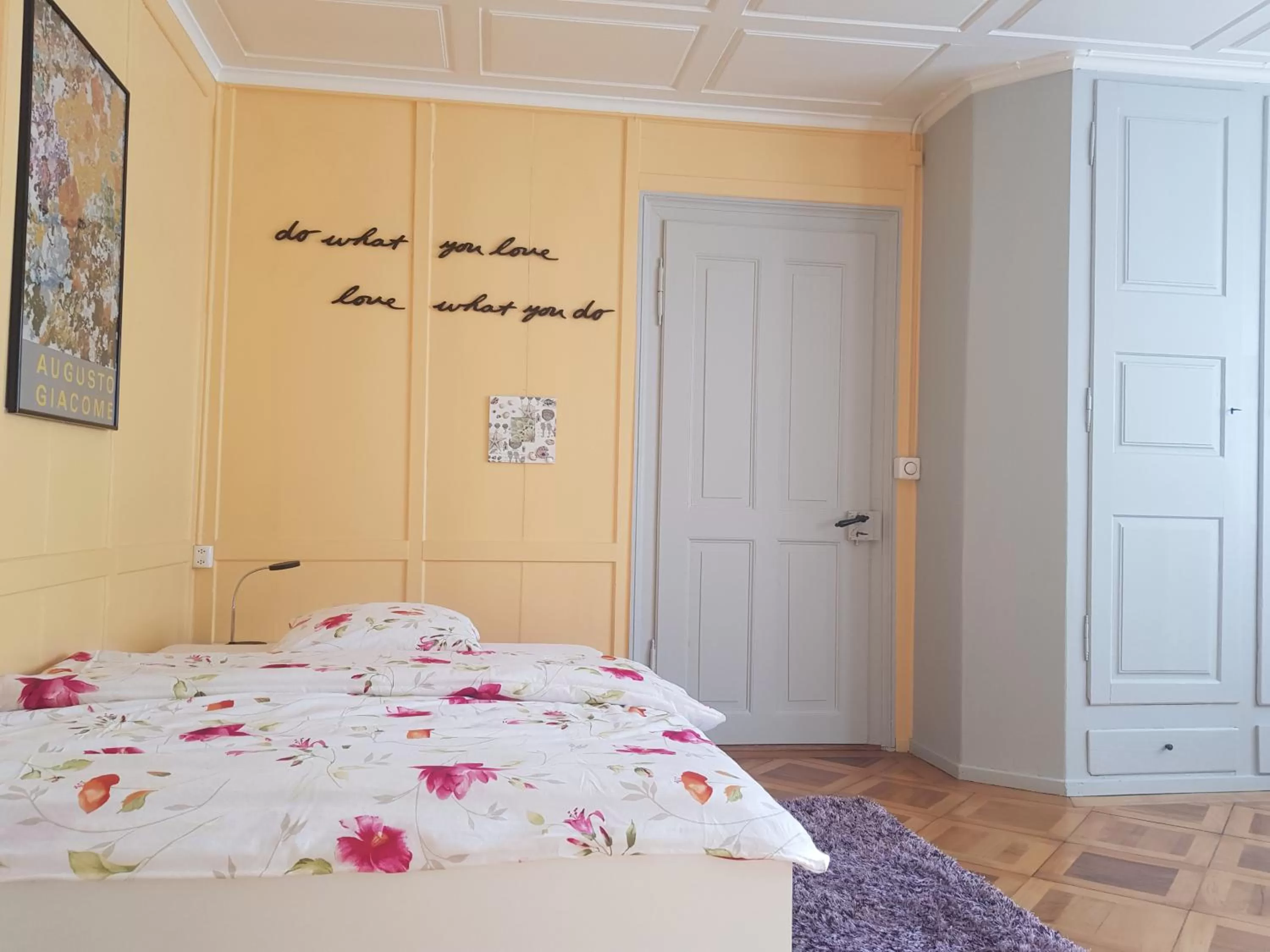 Bed in BnB Elsenerhaus