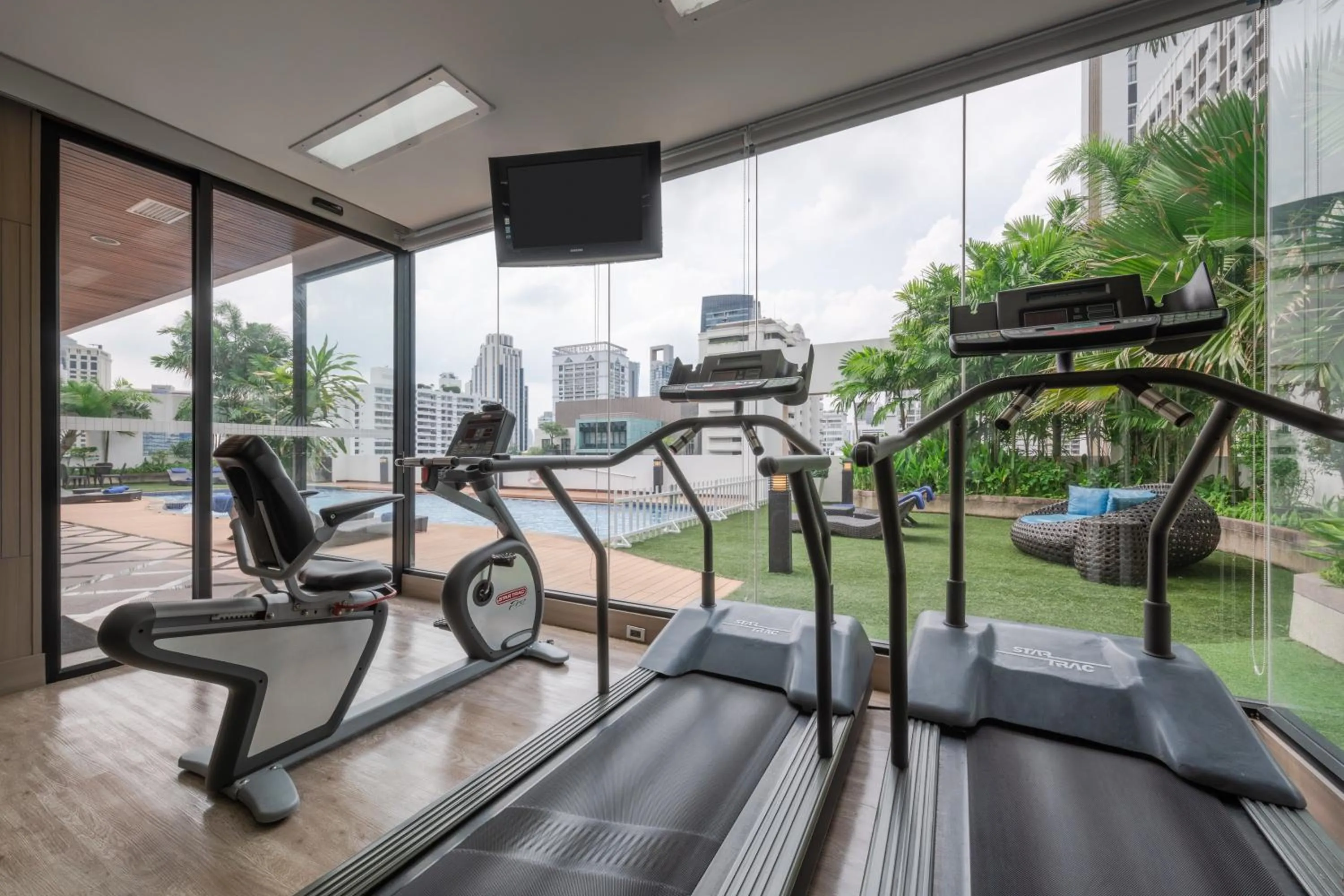 Fitness centre/facilities in Grand Mercure Bangkok Asoke Residence