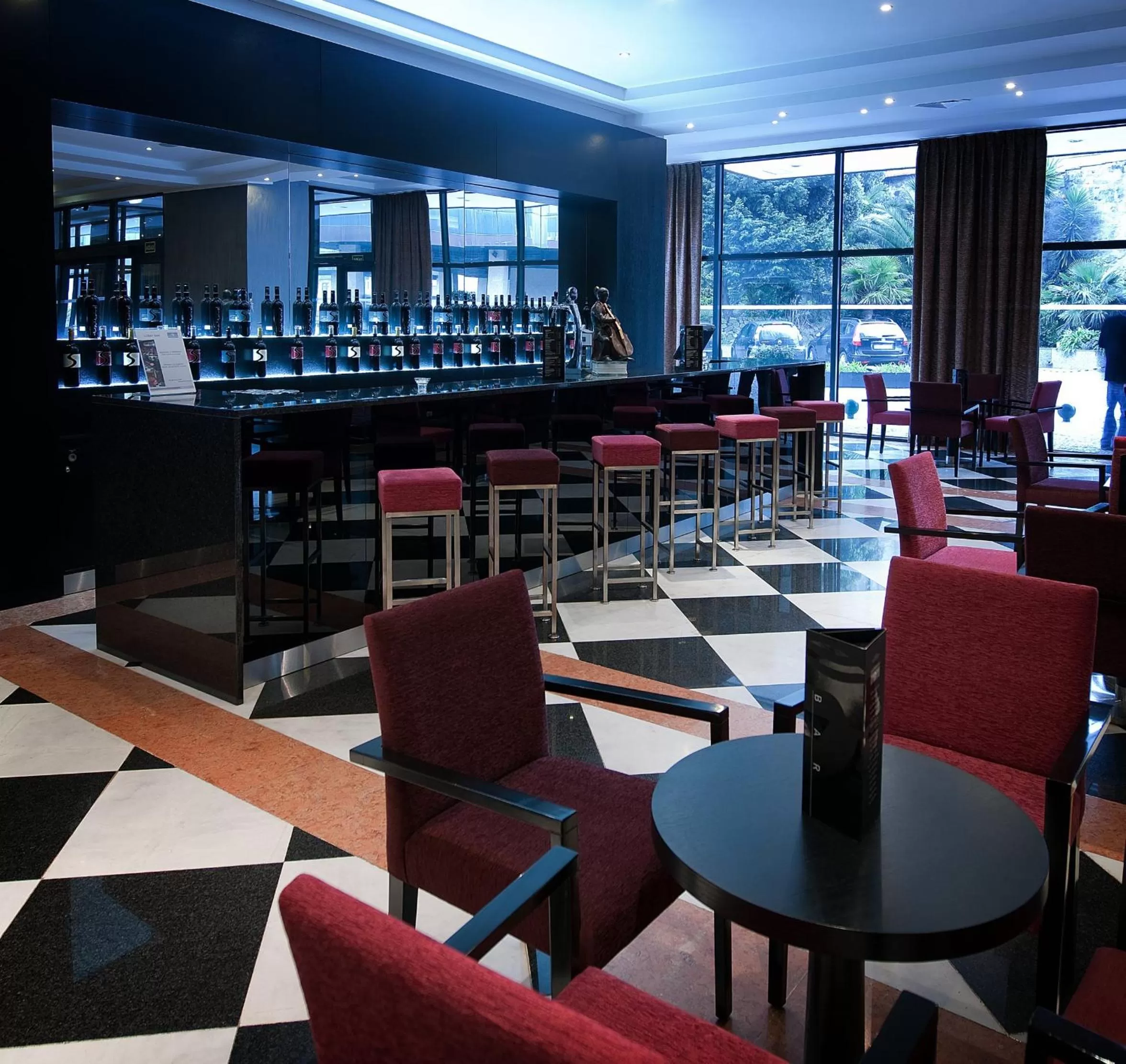 Lounge or bar in Vila Gale Porto - Centro