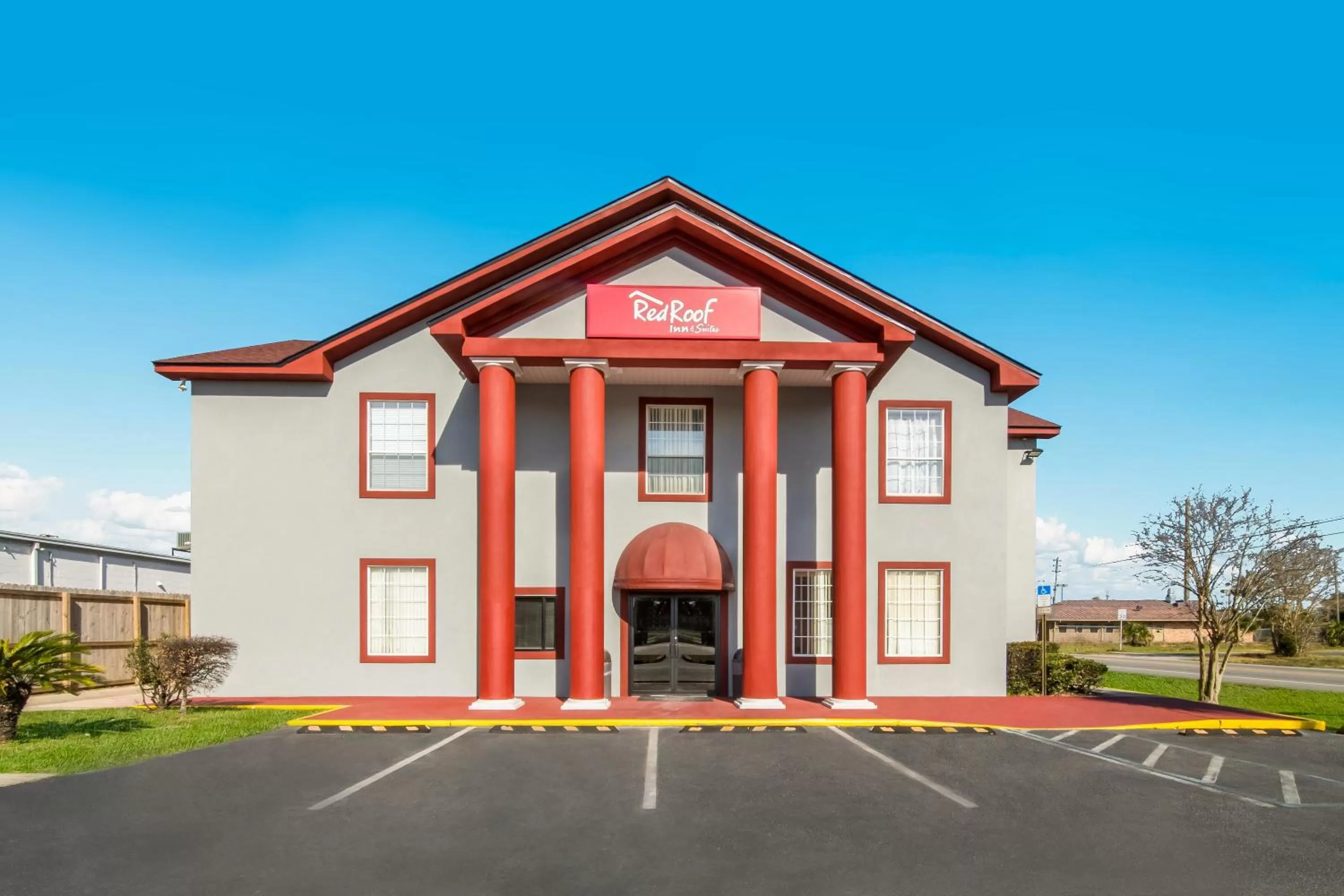 Property building in Red Roof Inn & Suites Pensacola-NAS Corry