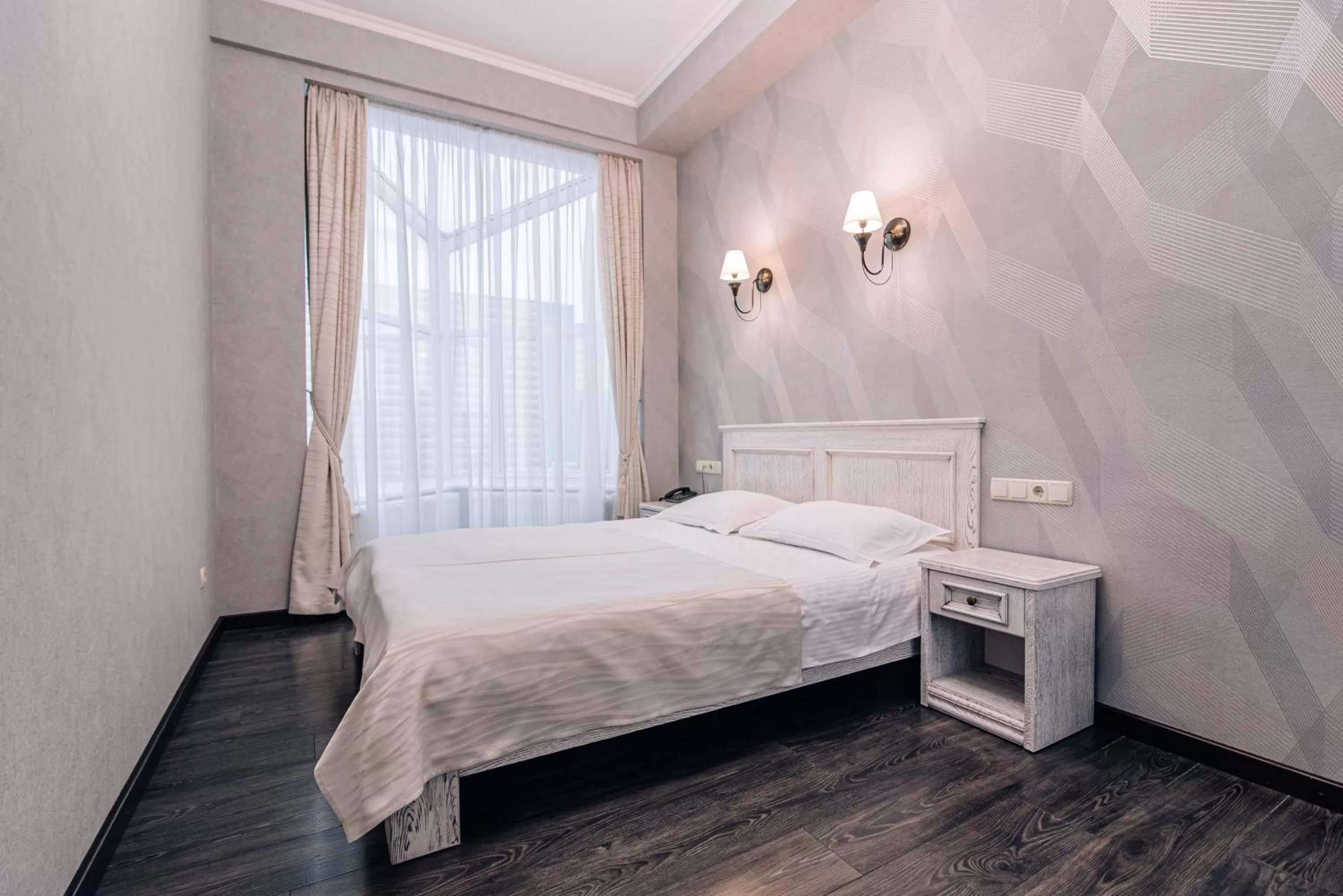 Bed in Gold Georg Palace Hotel