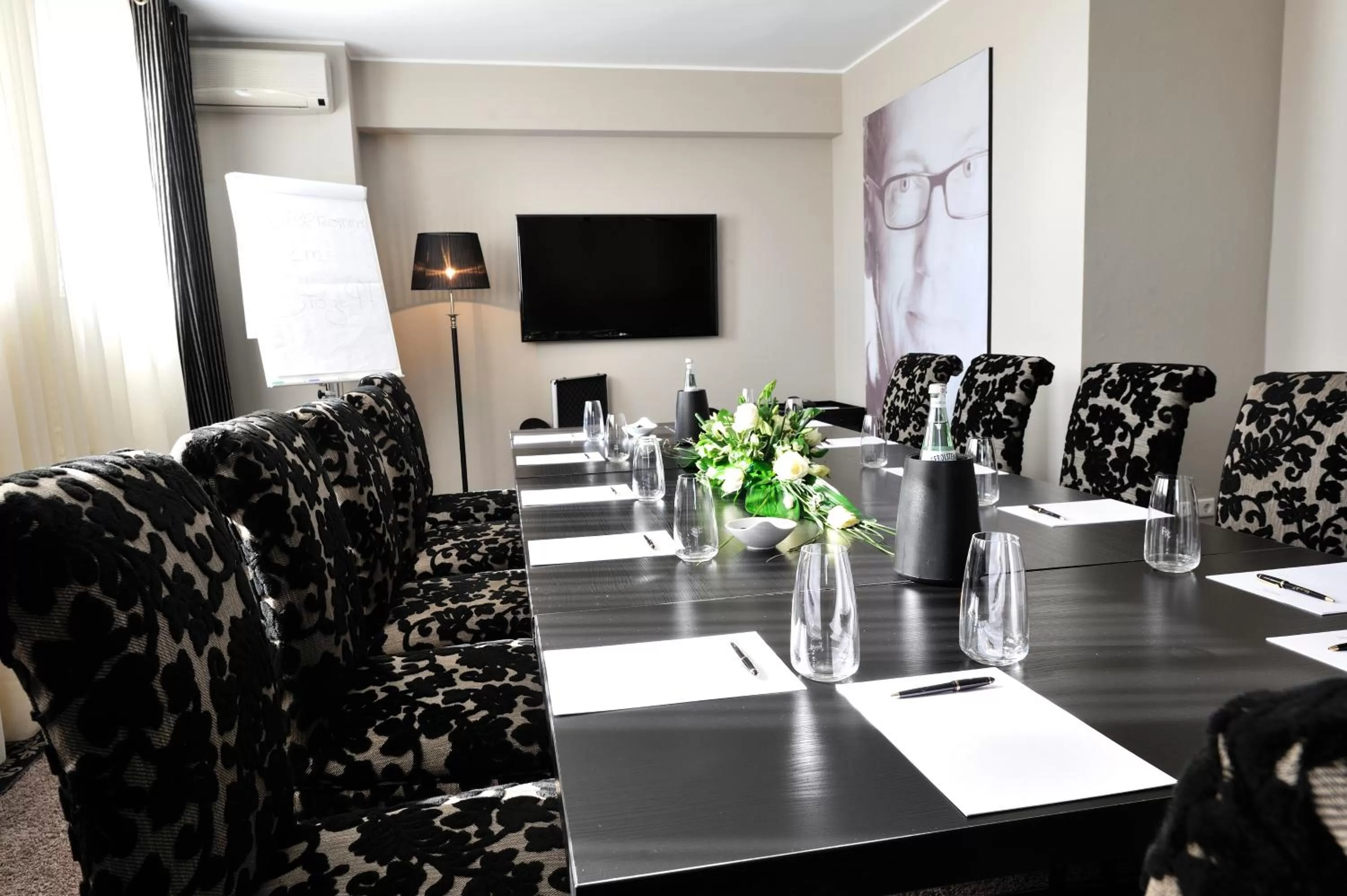 Business facilities in Stage47