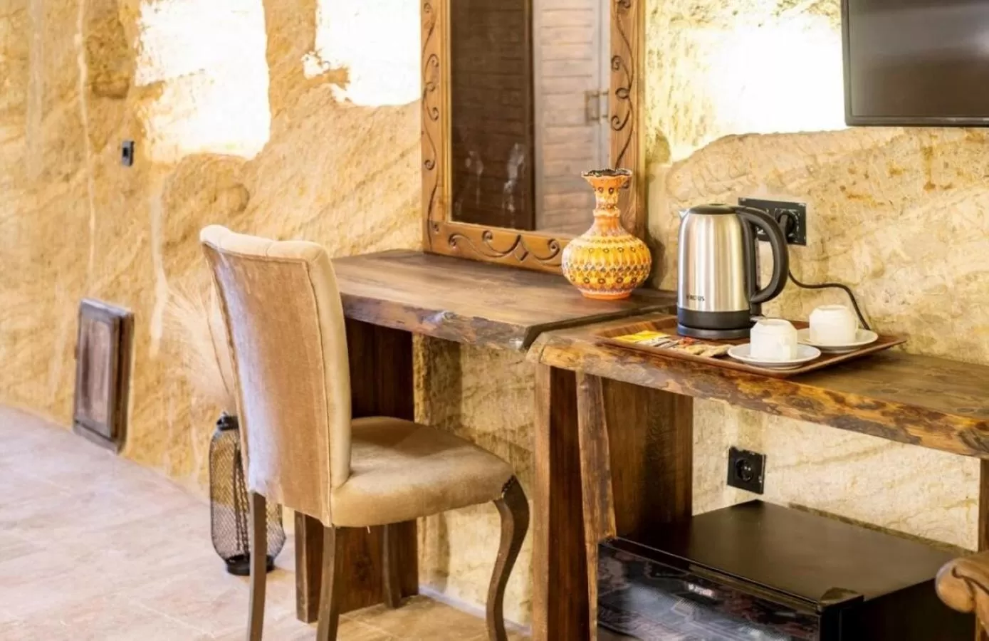 Coffee/tea facilities in Uzay Cave Suite Hotel