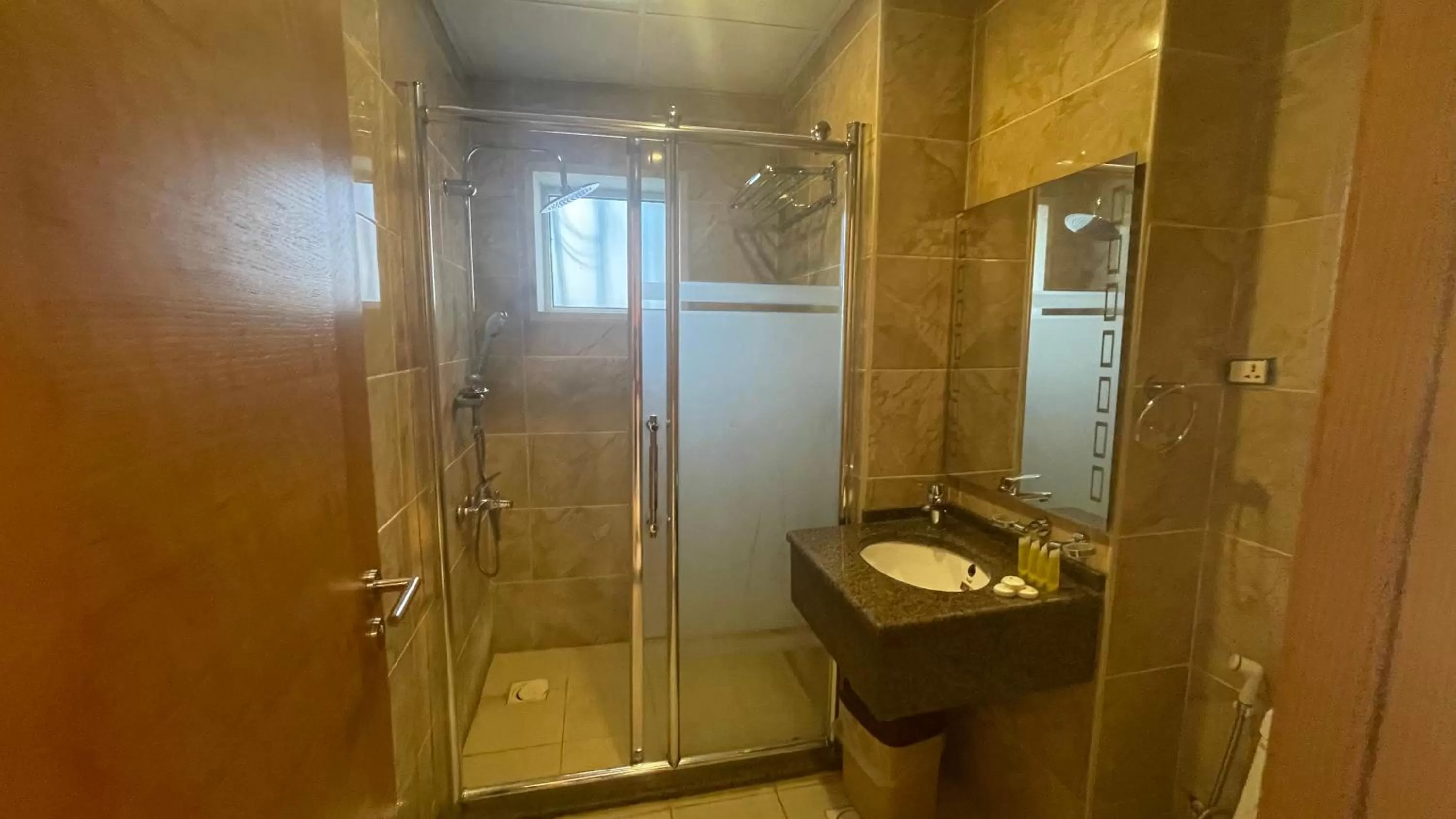 Bathroom in Jawharet Alswefiah Hotel Suites