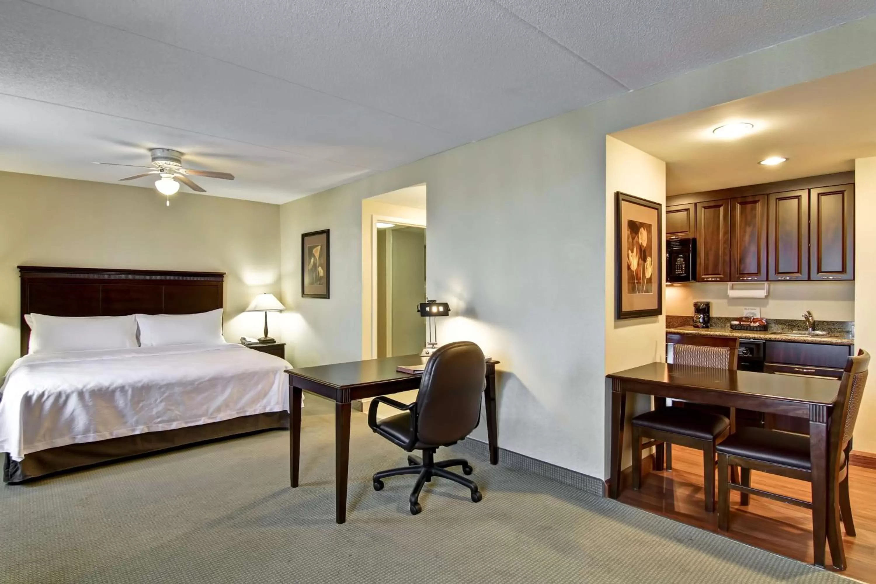 Bedroom, Bed in Homewood Suites by Hilton Sudbury