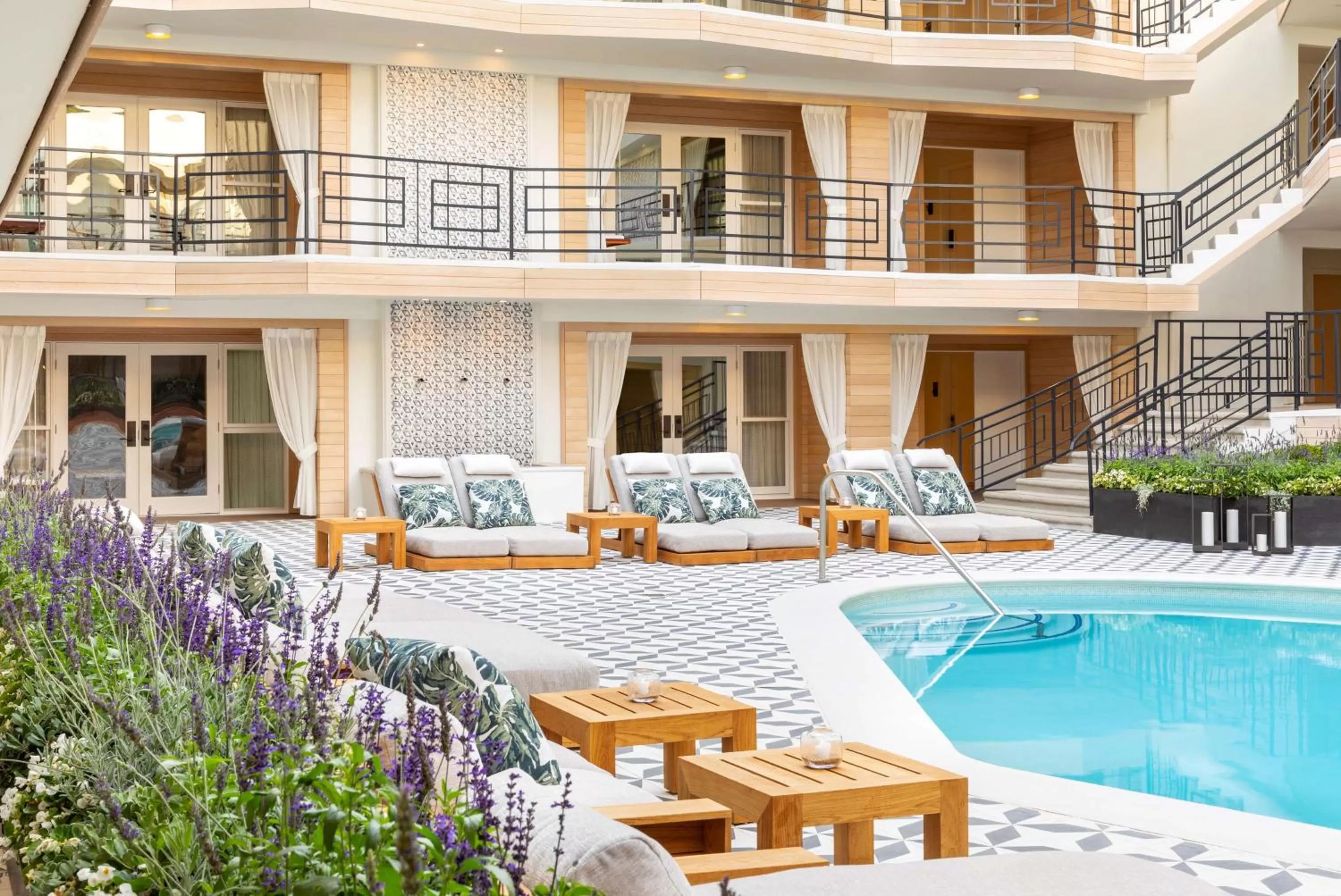 Pool view in Oceana Santa Monica, LXR Hotels & Resorts