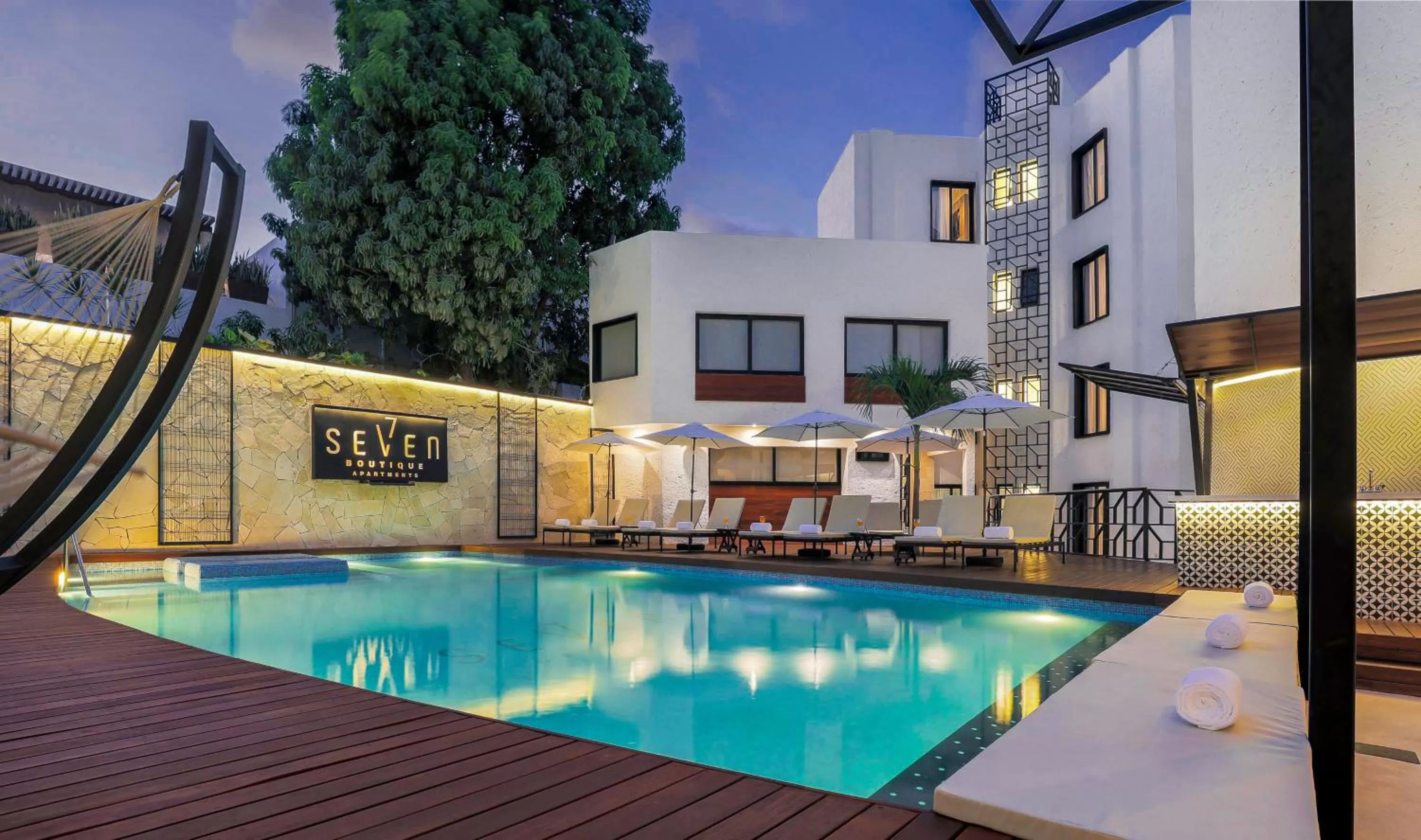 Swimming pool in Seven Boutique Apartments Cancún