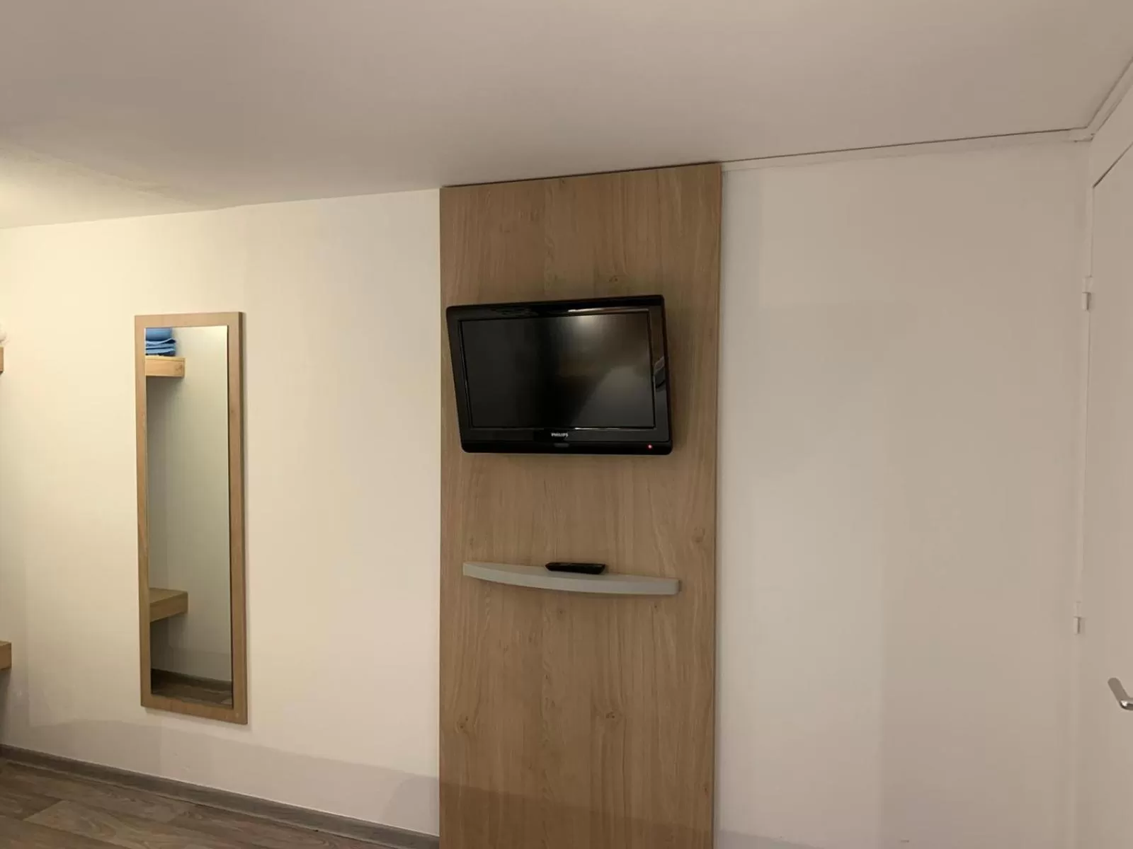 TV and multimedia in KYRIAD Issoudun