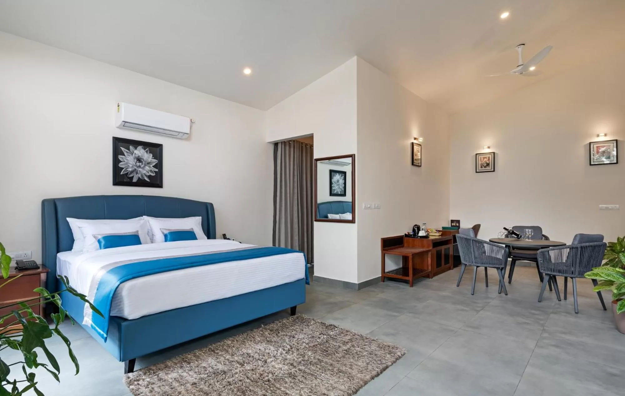 Bedroom, Bed in Vismita County