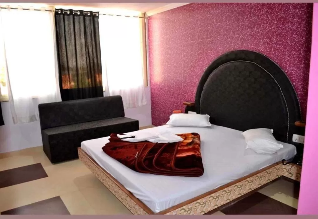 Bed in Hotel Rock View