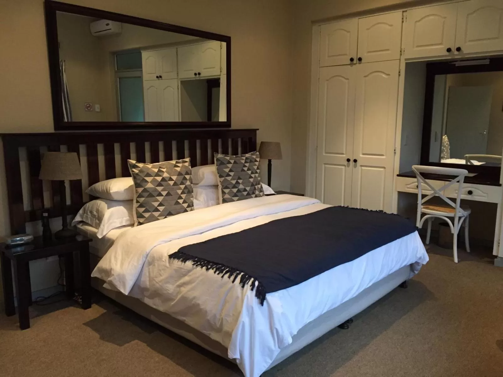 Bedroom, Bed in Dunranch House