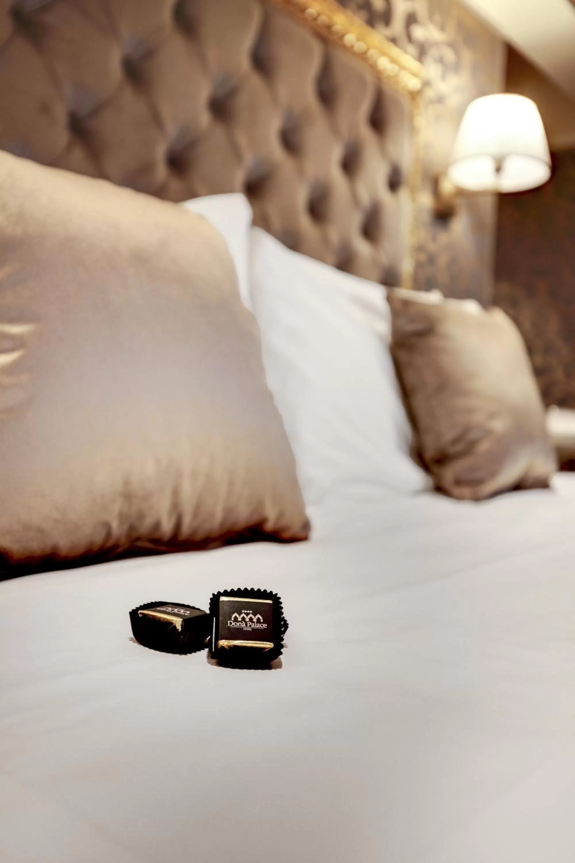 Decorative detail, Bed in Hotel Donà Palace