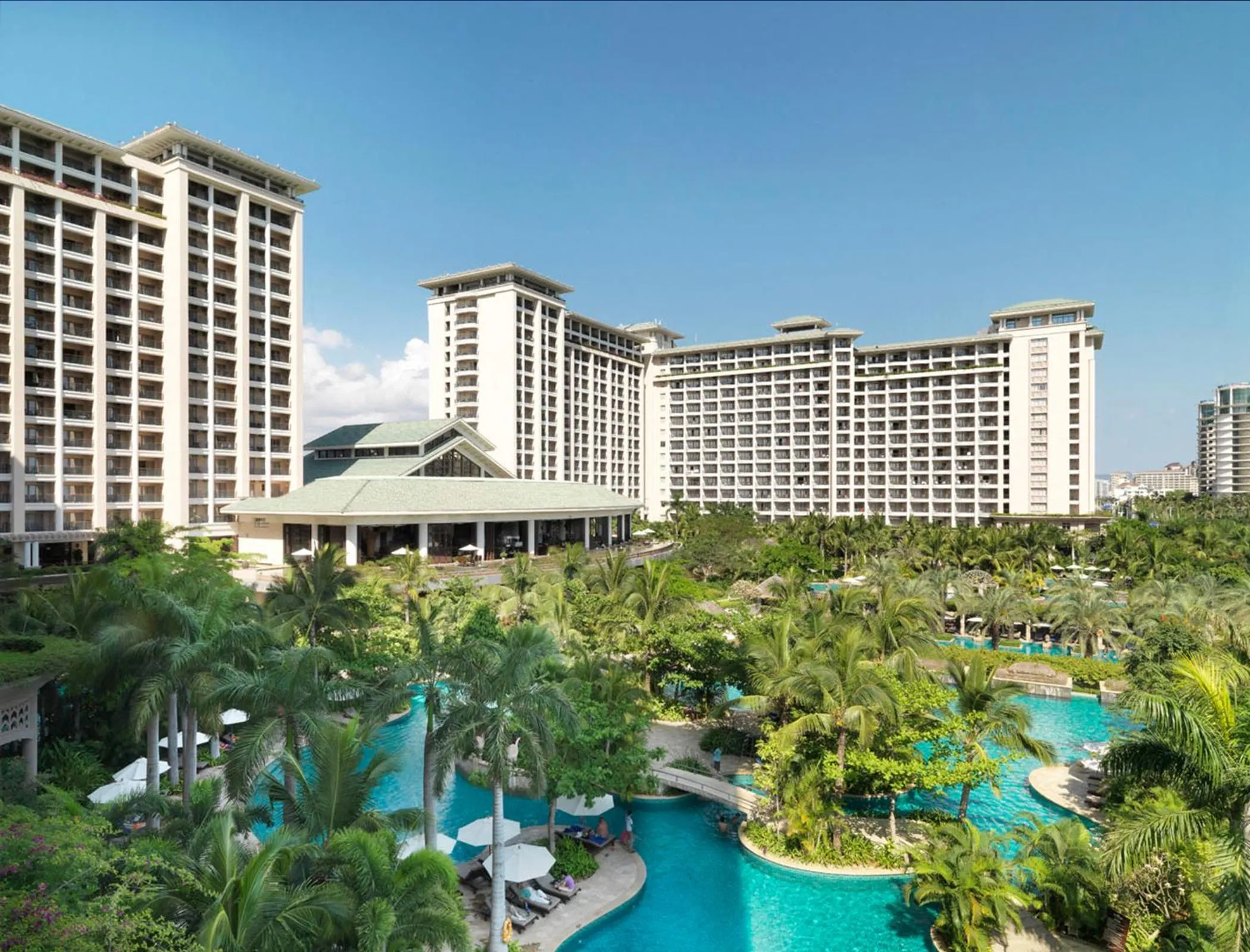 Facade/entrance in Howard Johnson Resort Sanya Bay