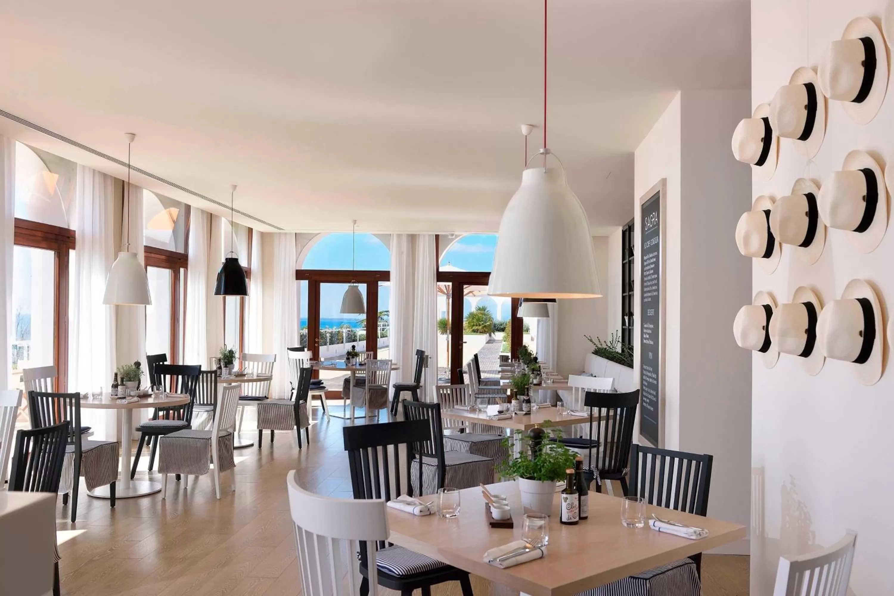 Restaurant/places to eat in JW Marriott Venice Resort & Spa