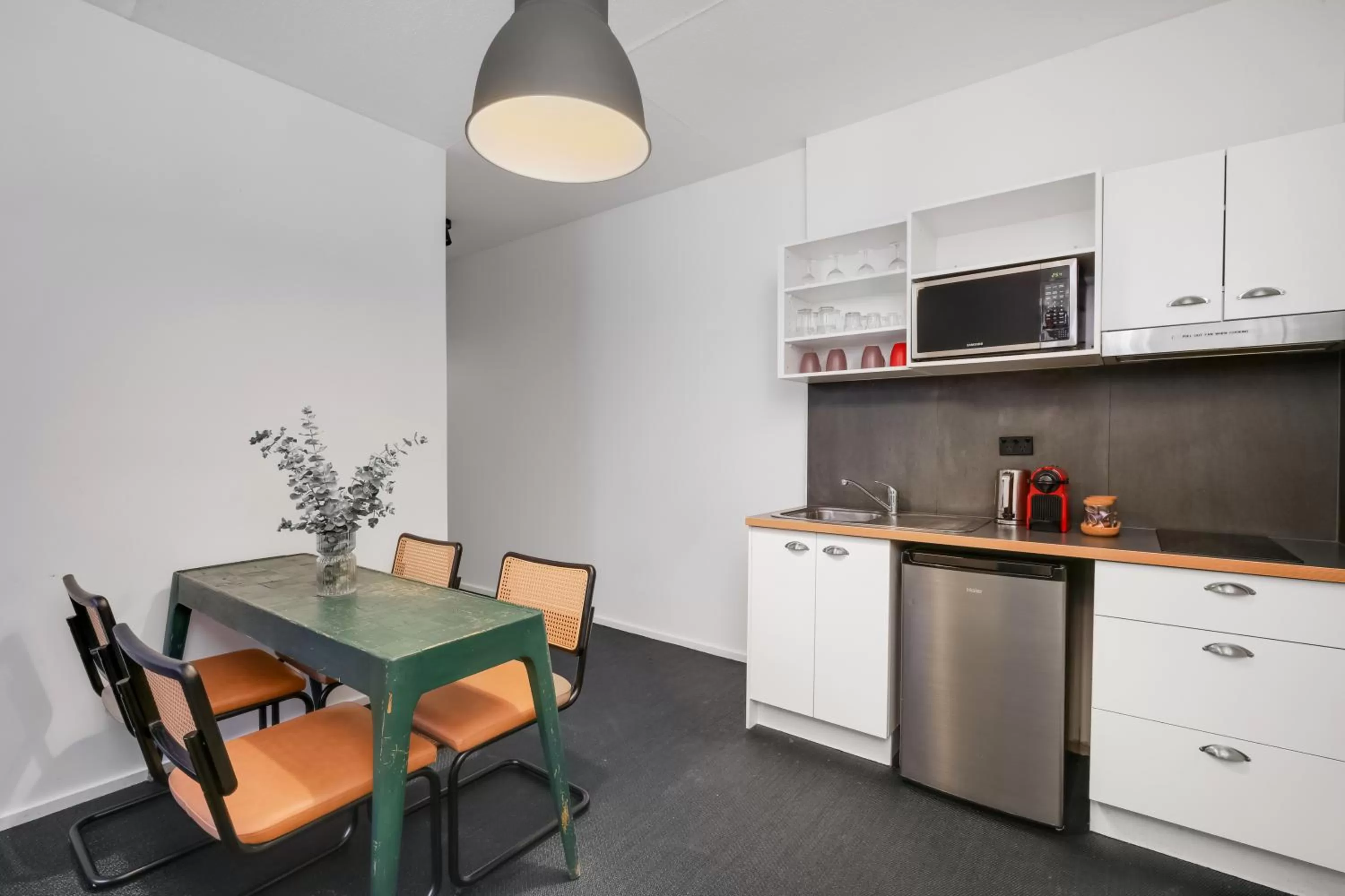 Kitchen or kitchenette in The Urban Newtown