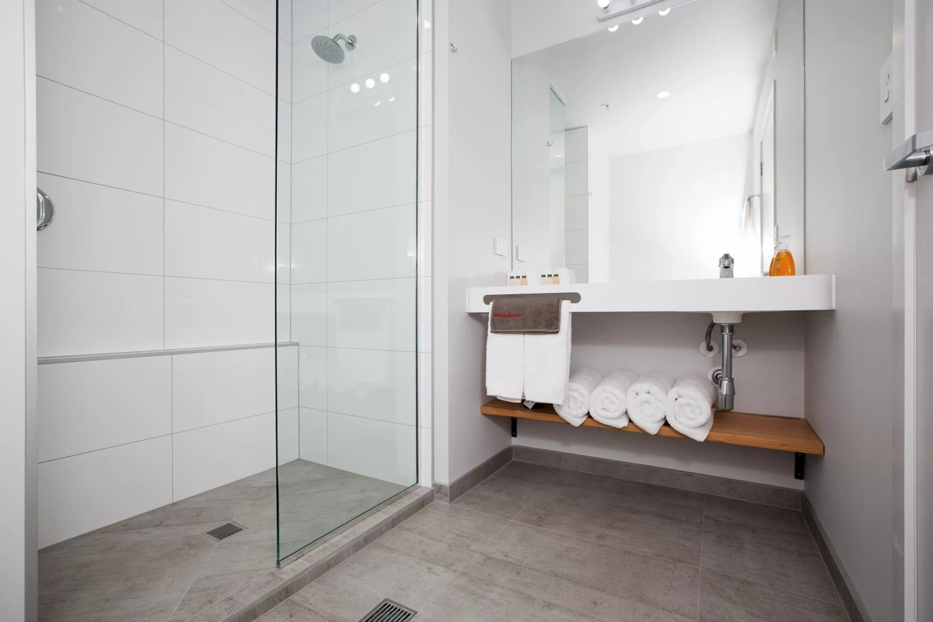 Bathroom in The Metrotel