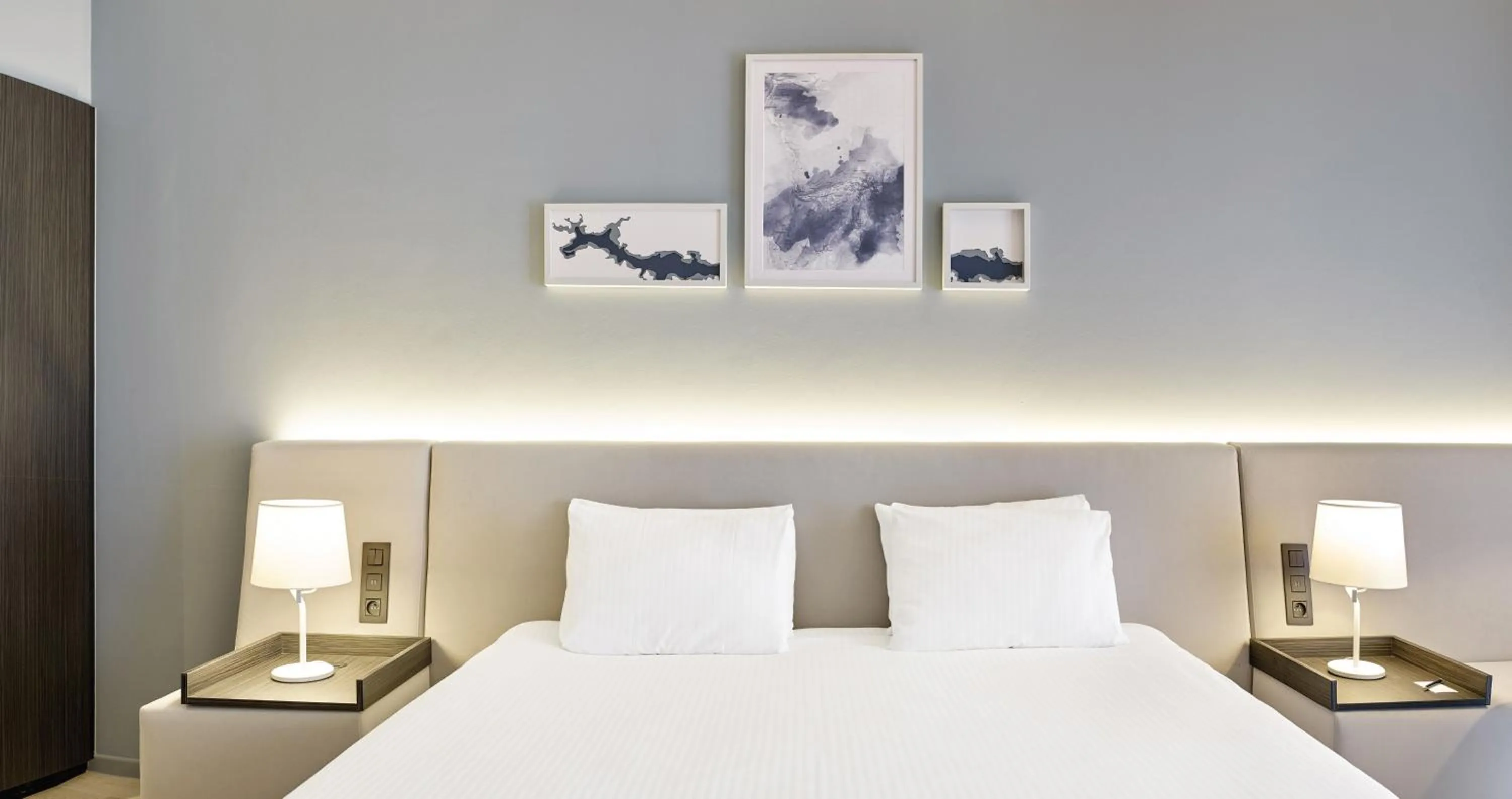 Bed in Radisson BLU Palace Hotel, Spa