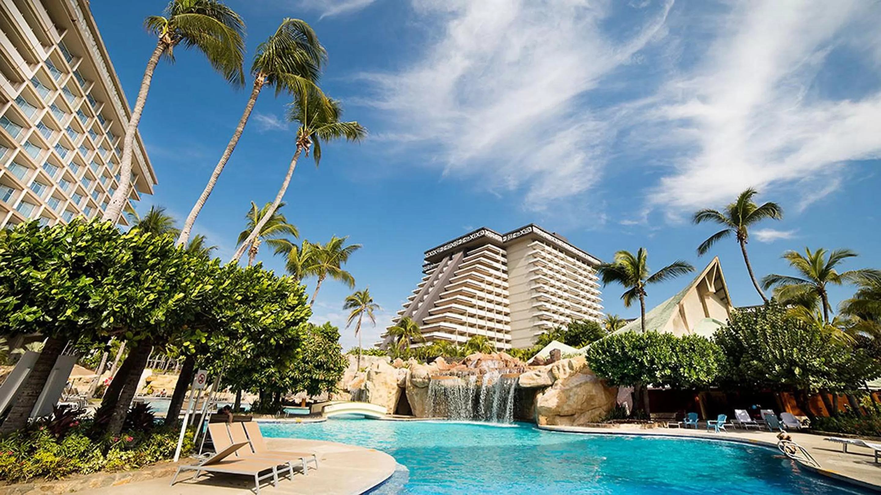 Swimming pool in Princess Mundo Imperial Riviera Diamante Acapulco