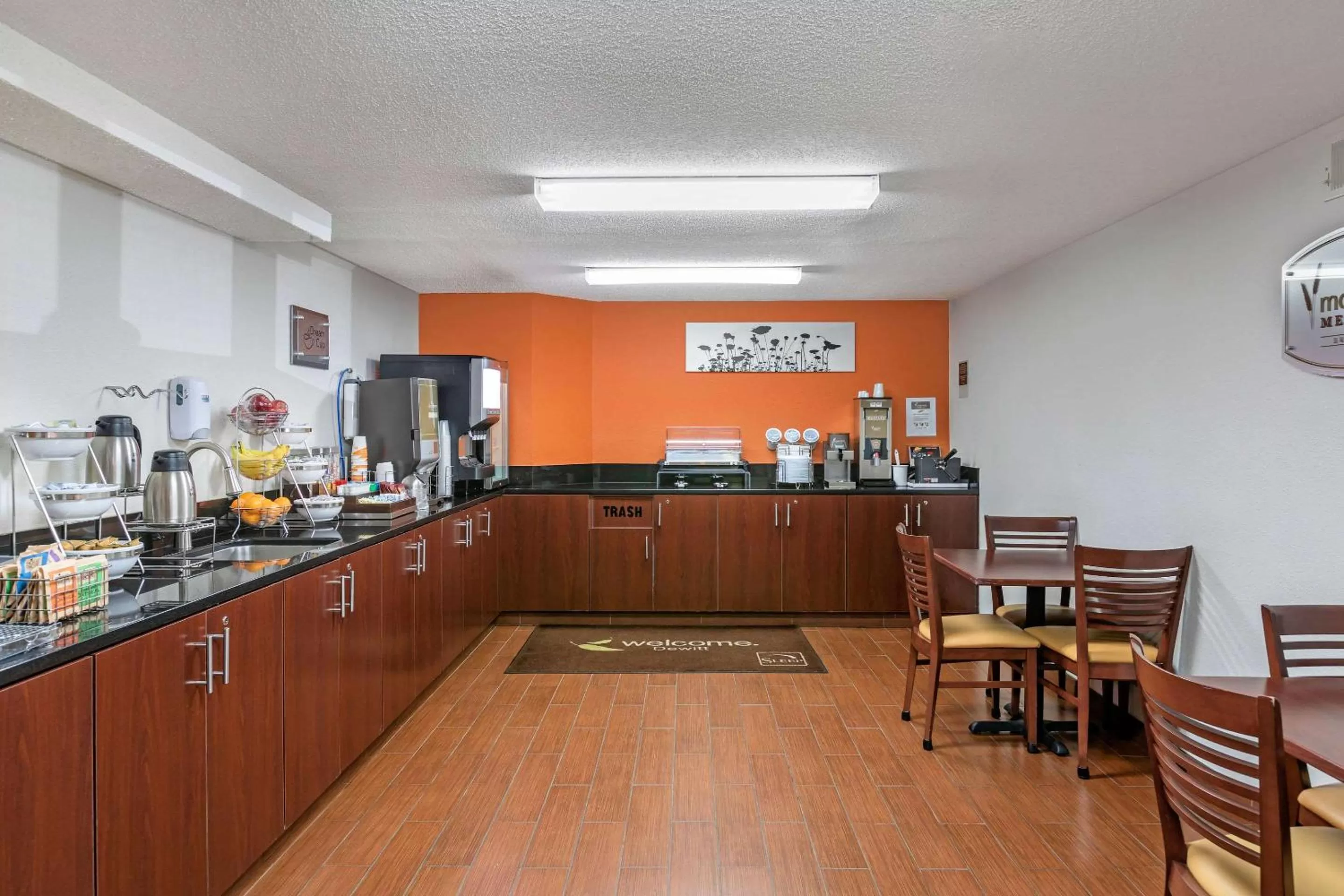 Restaurant/places to eat in Sleep Inn DeWitt - Lansing North