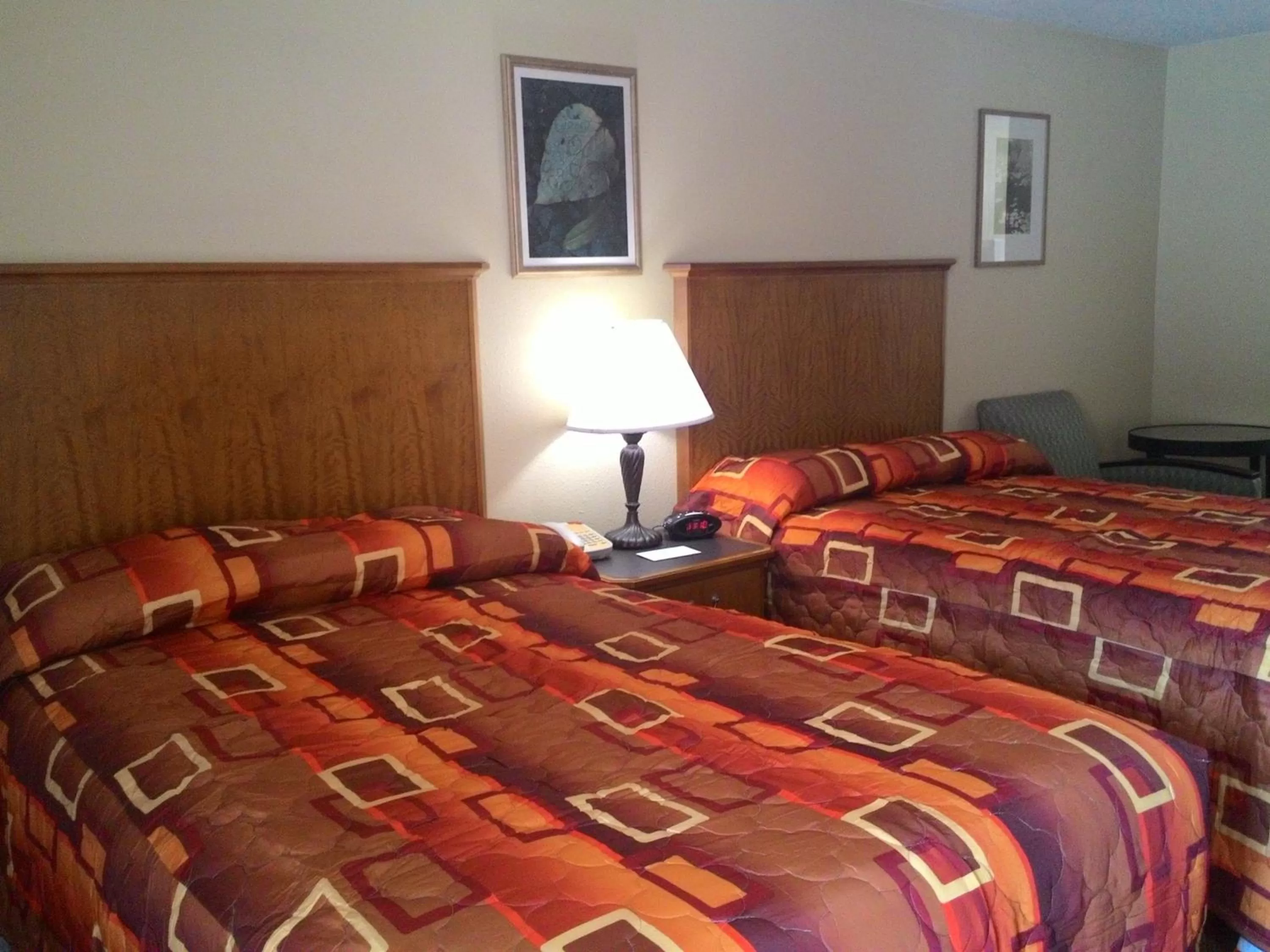 Photo of the whole room, Bed in Apalachicola Bay Inn