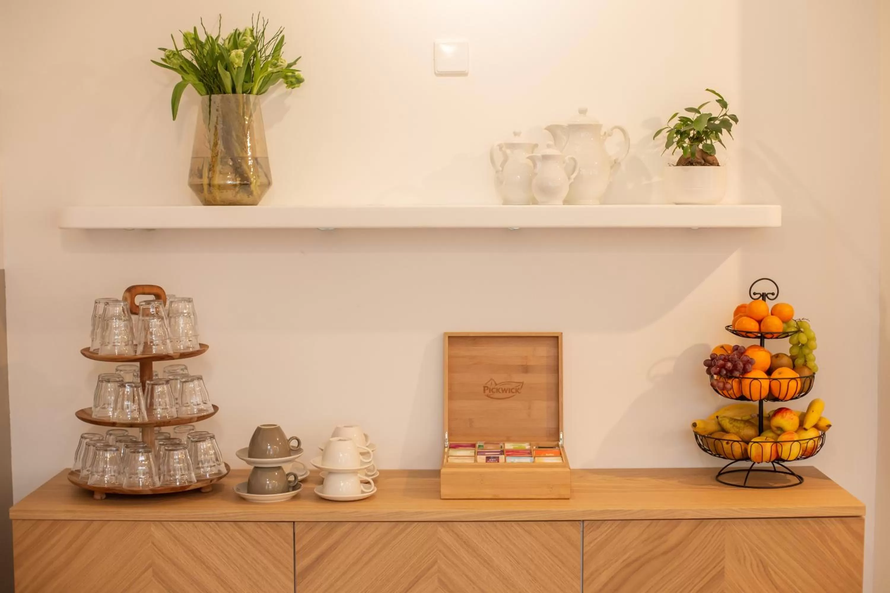 Coffee/tea facilities in Hotel Breitner